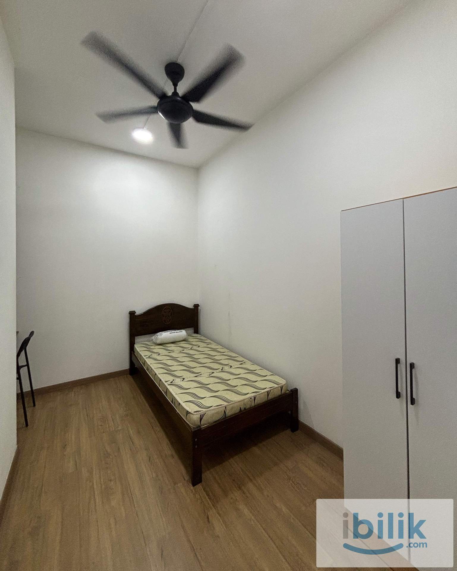 Balcony Room Zero Security Deposit Residensi Hijauan Batu Tiga Shah Alam Subang - Image 7