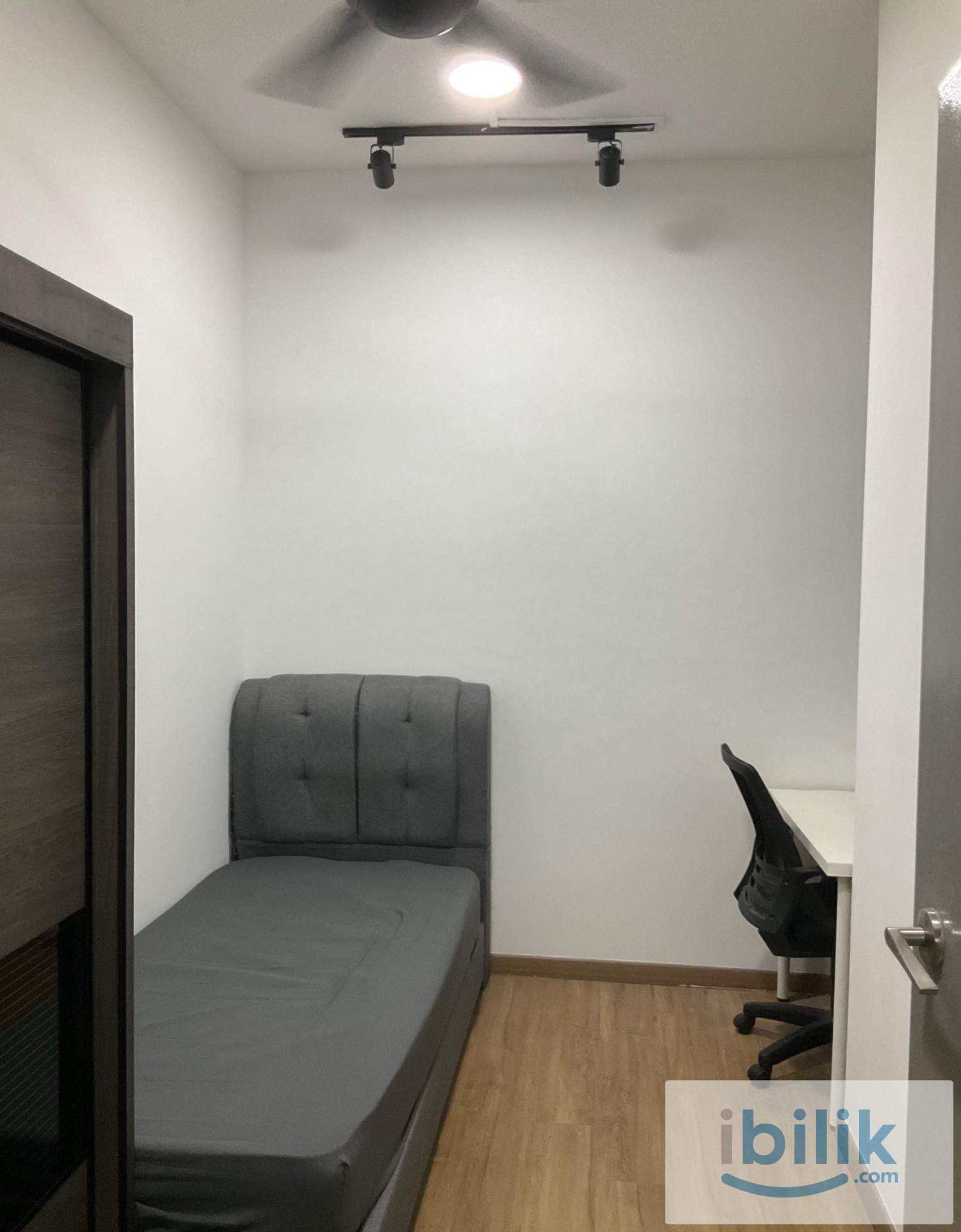Allow Short Term Middle Room Ready to Move Couple or Single Nearby KTM Batu Tiga Shah Alam - Image 7