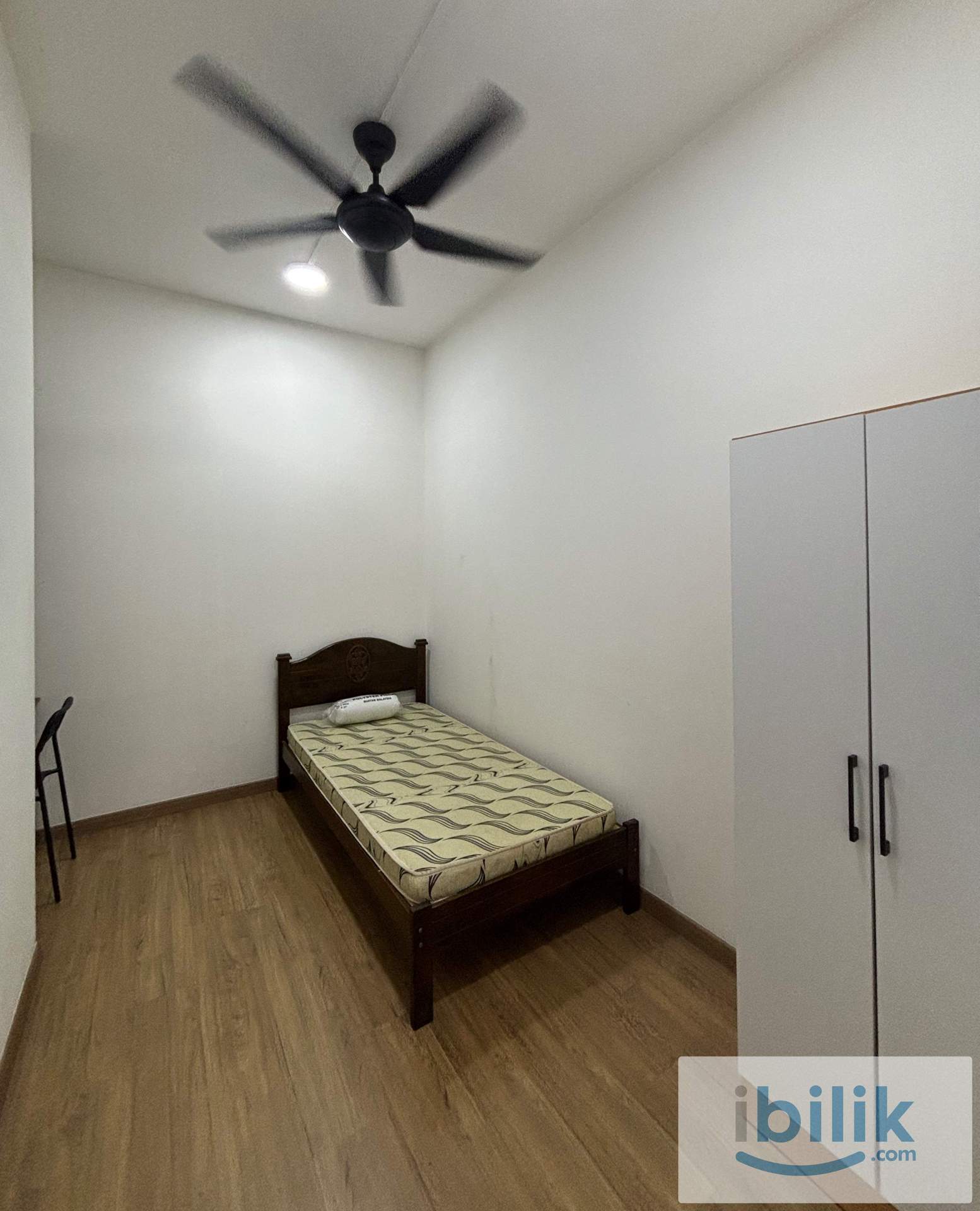 Single Room Short Term Ready Move Nice Loaction Nearby KTM Batu Tiga Shah Alam Zero Security Deposit  - Image 5