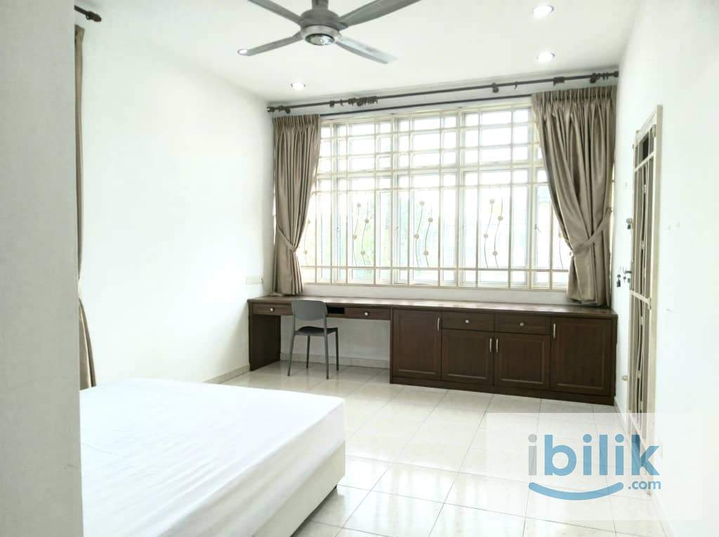 Masteroom with private bathroom for rent at Butterworth  - Image 1