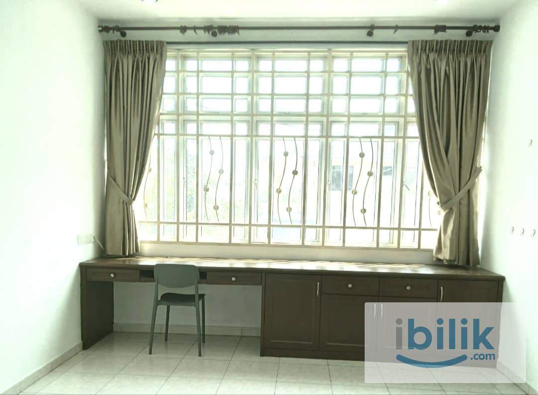 Masteroom with private bathroom for rent at Butterworth  - Image 5