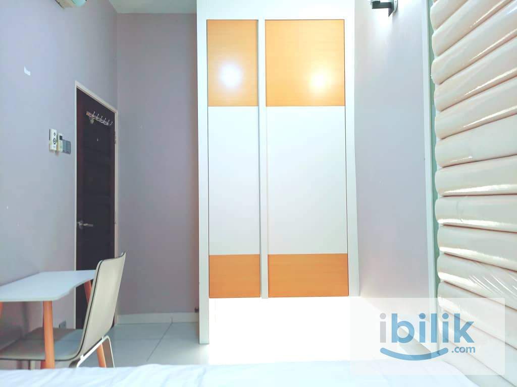 Cozy Middle Room at Tmn Janggus Jaya  - Image 2