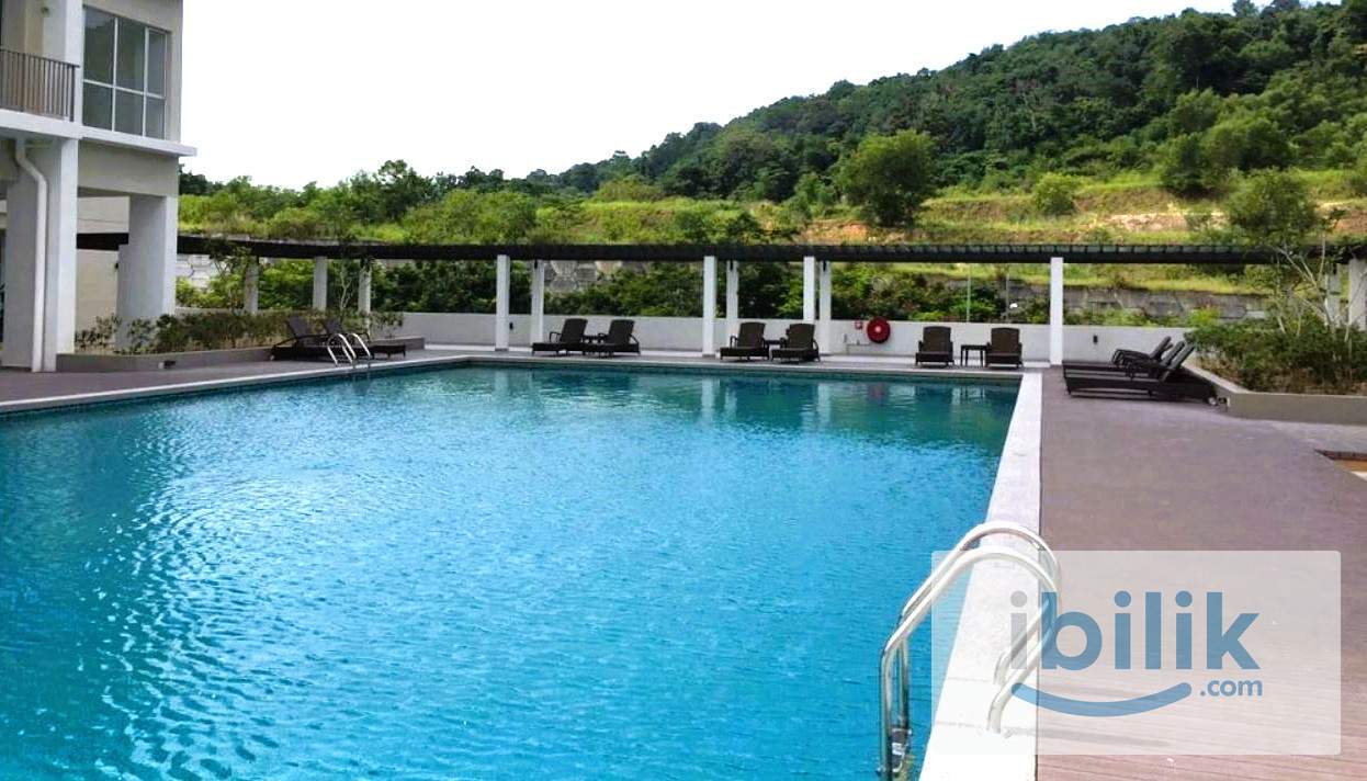 Medium room at ✨Platinum III @ Bayan Lepas✨. ✅Near Penang Airport / ✅Penang Industrial. - Image 3