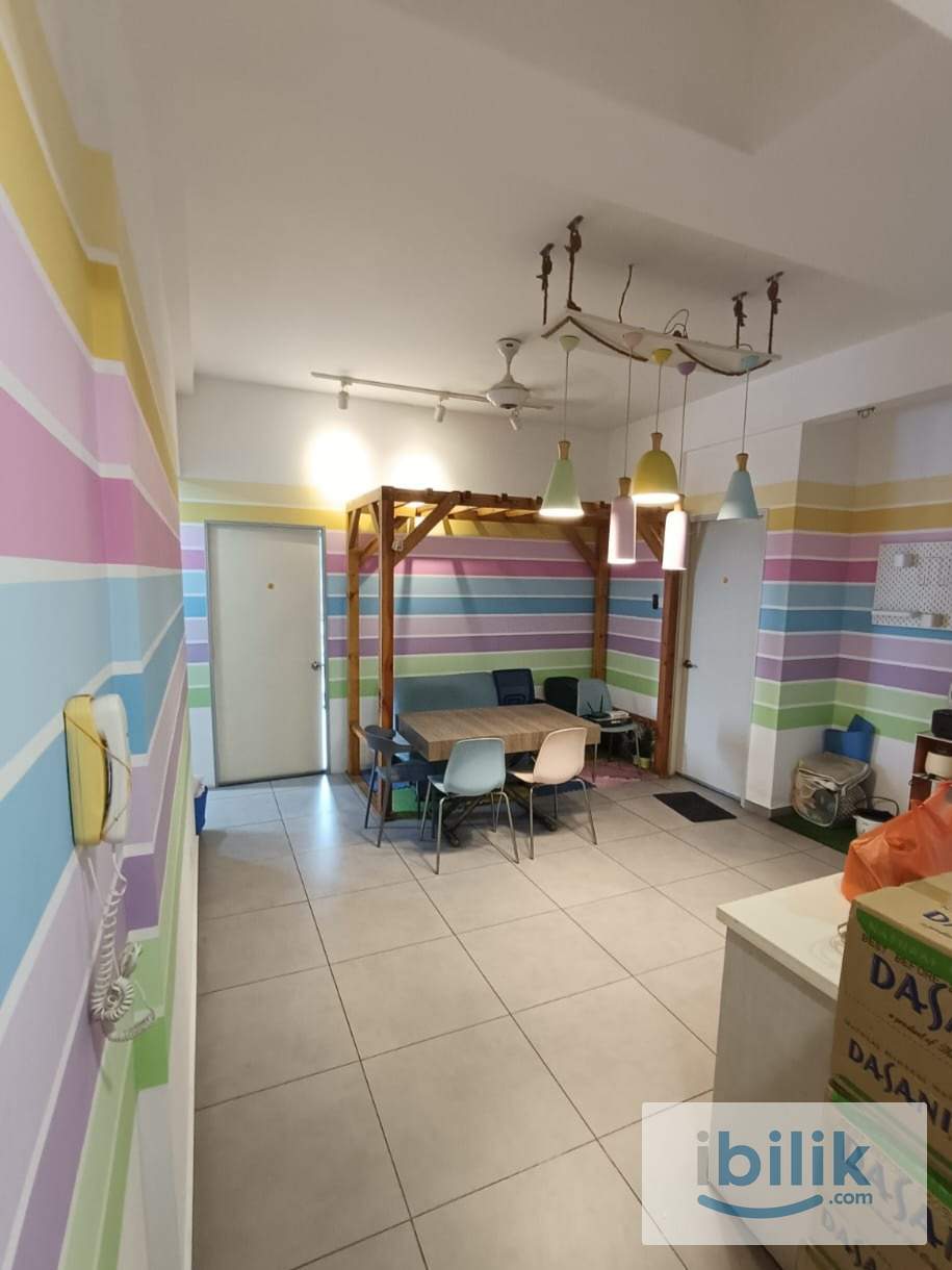 🏡 D Sands Old Klang Road Room for Rent | Balcony Unit | Easy Access Mid Valley - Image 2