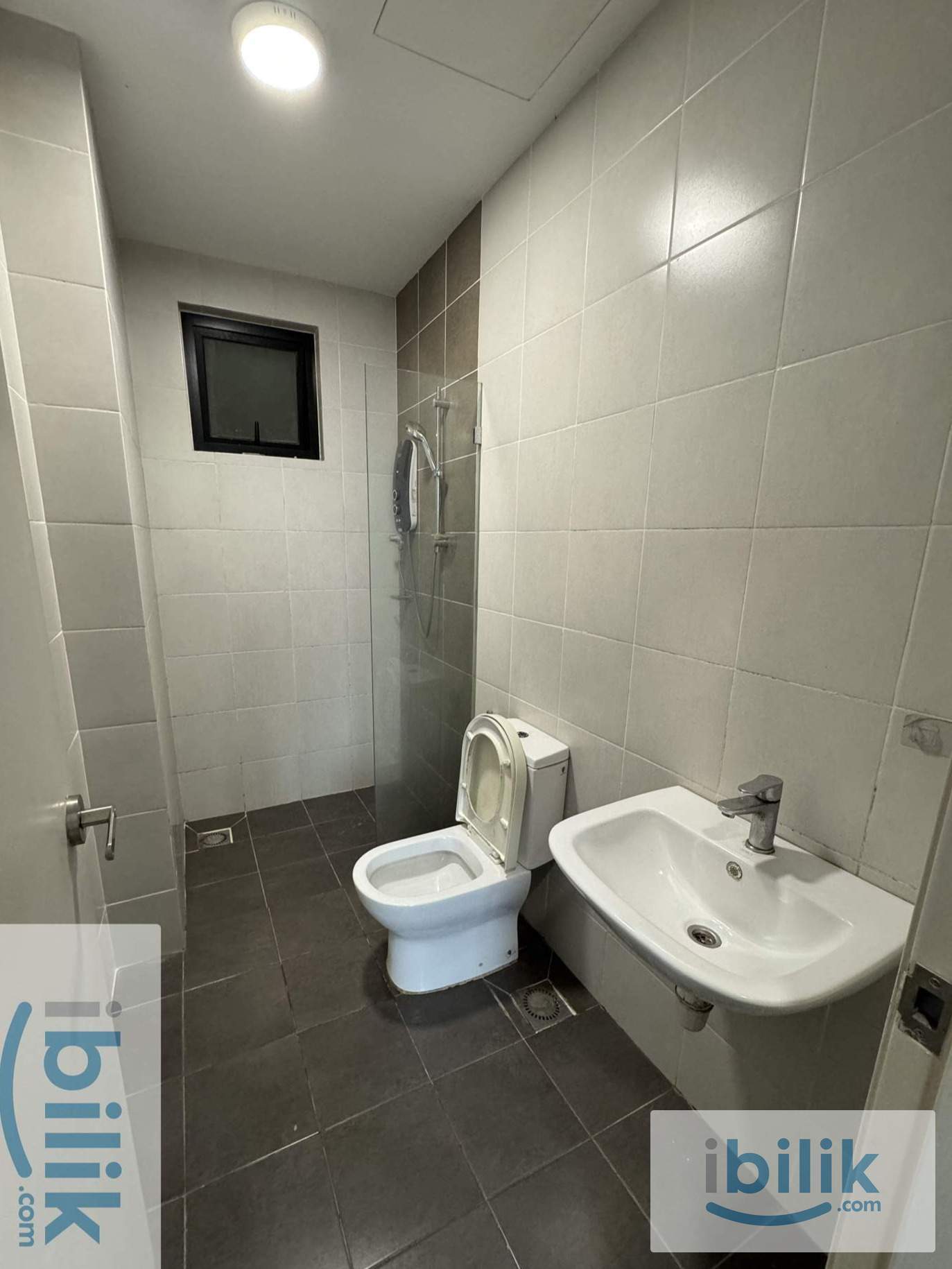 Fully Furnished Master Room @ D Sands OKR | Near Mid Valley - Image 5