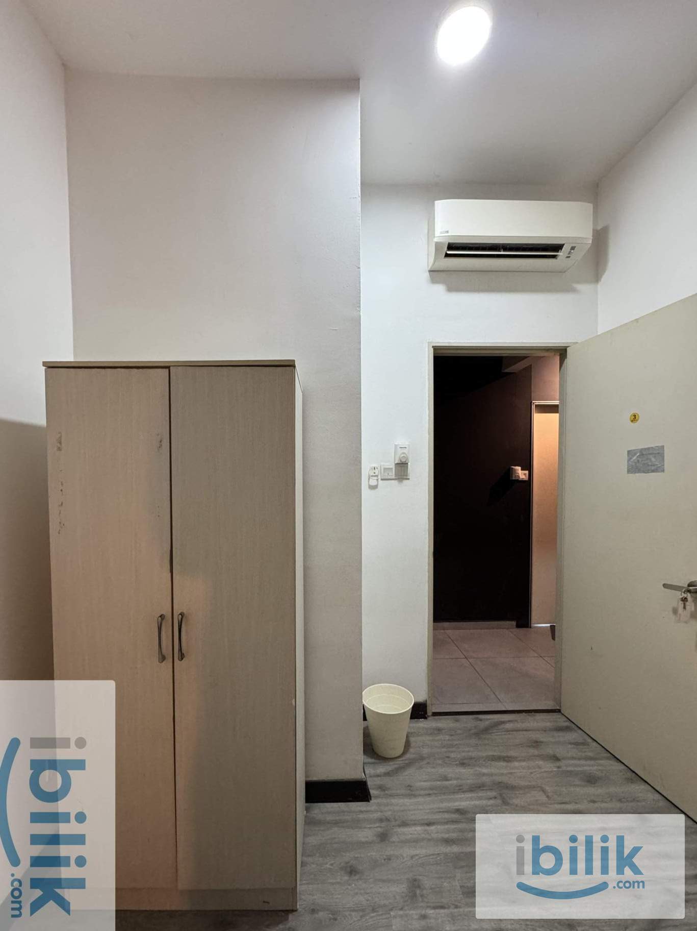 Affordable Middle Room @ D Sands Residence | WiFi Included - Image 3