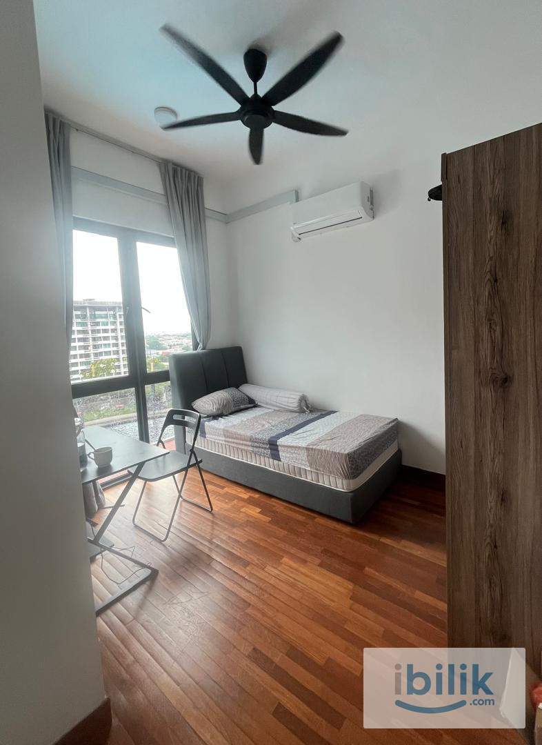 Medium Room with shared Bathroom - Image 2