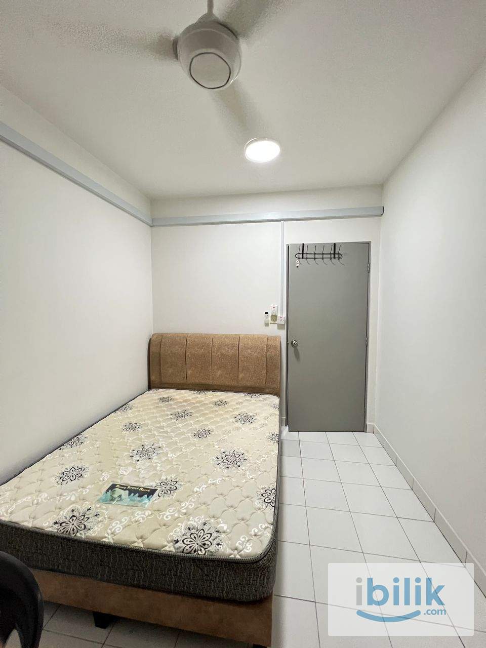 Master Room - Image 4