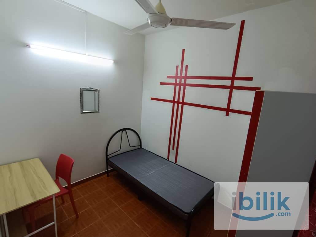 ss15 male room only 2 mins walking distance inti college subang jaya,welcome intern student - Image 1