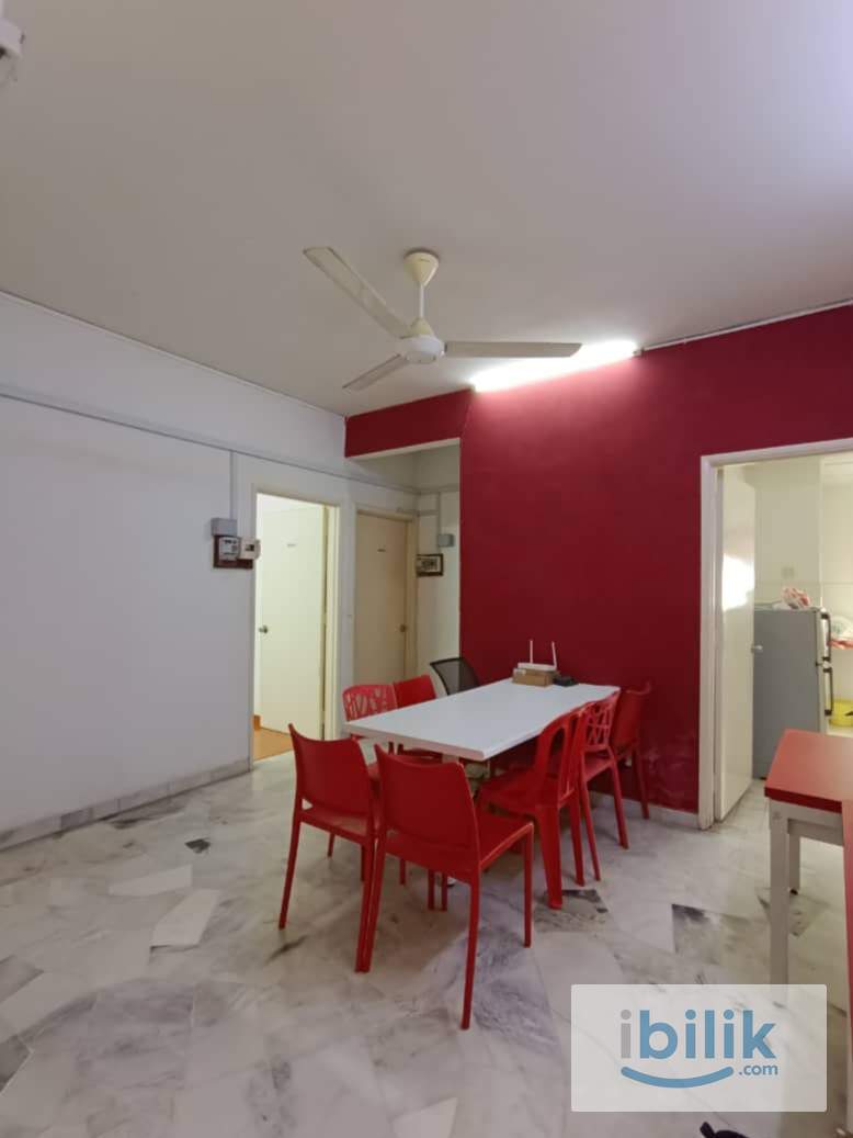 ss15 male room only 2 mins walking distance inti college subang jaya,welcome intern student - Image 2