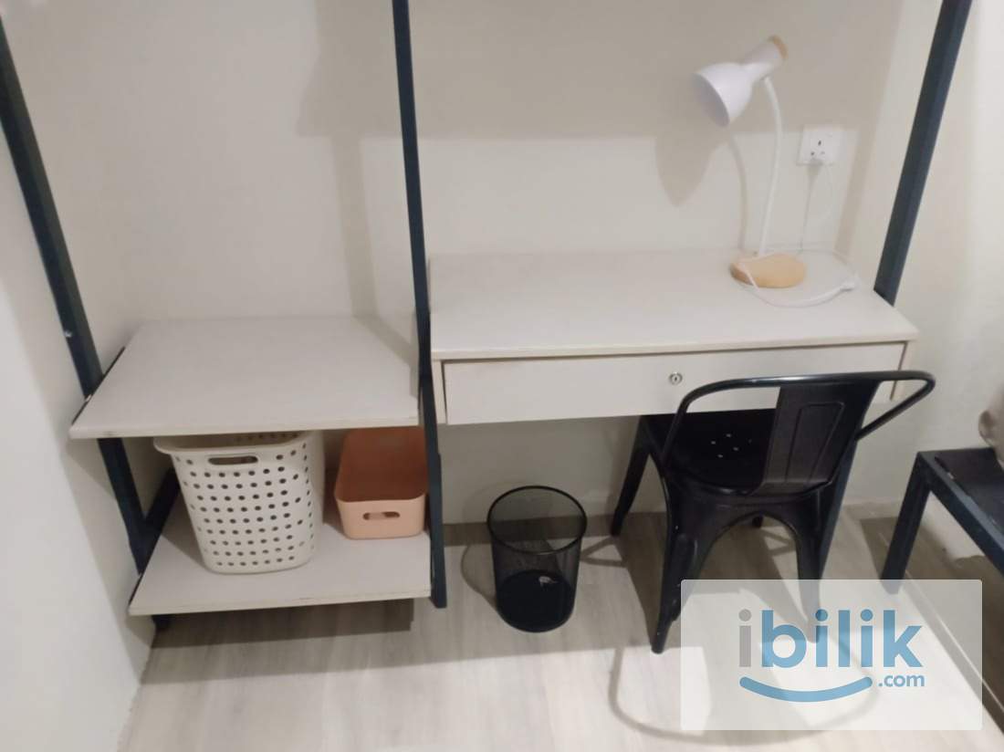 usj21 female unit less than 10 mins walking distance to lrt station, welcome intern student - Image 2