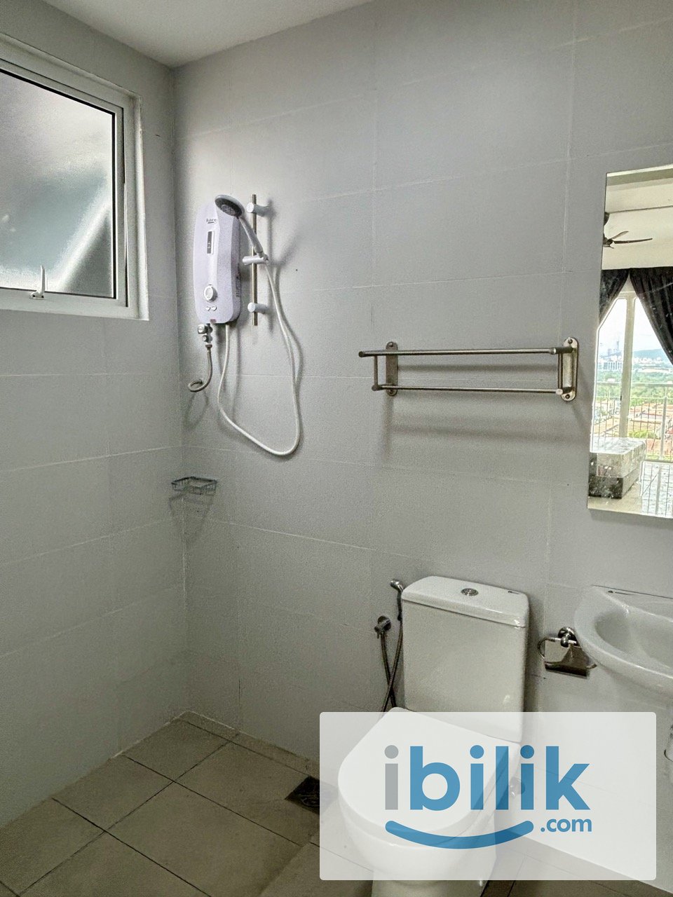 🔥SUBANG BESTARI, NEW CONDO Single Room🔥Fully Furnish NEW 10” Mattress Aircond Wardrobe Table Chair - Image 3