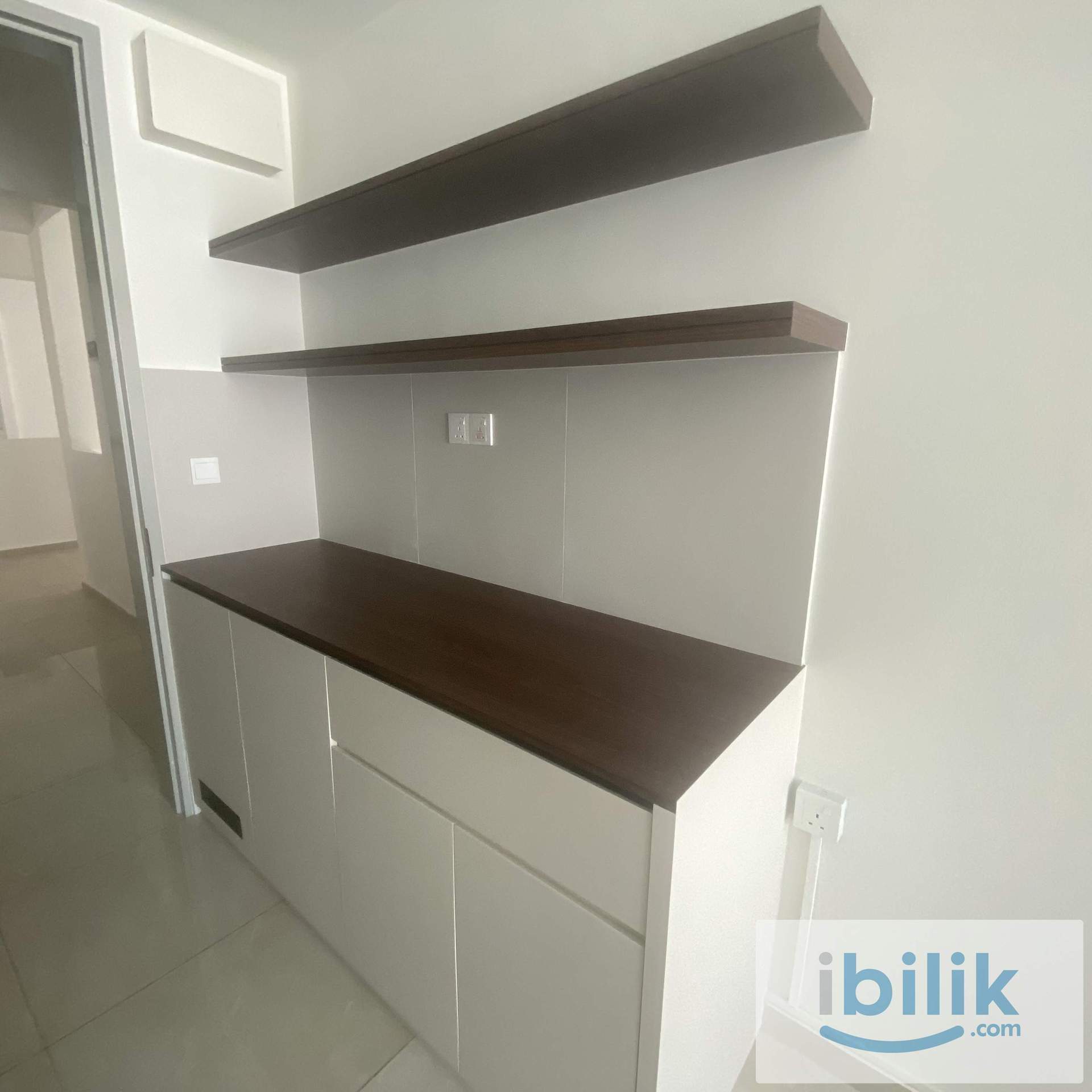 Studio Unit with Balcony - Image 9