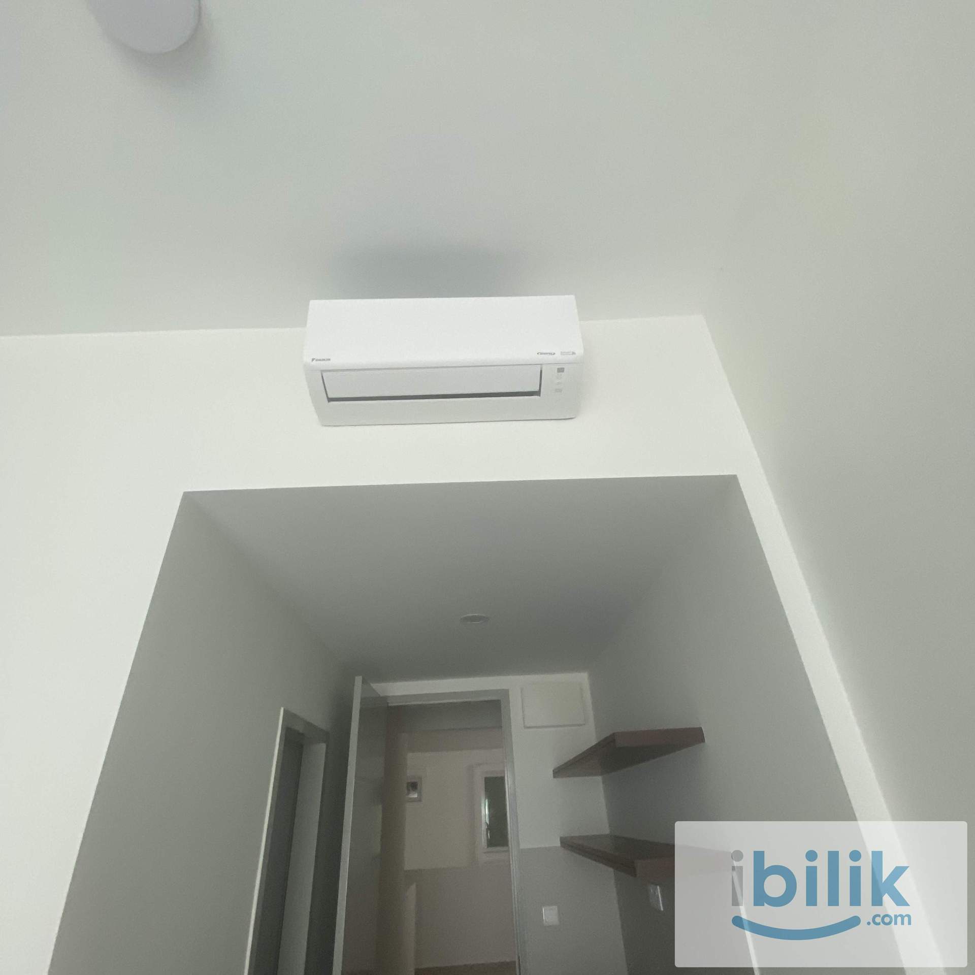 Studio Unit with Balcony - Image 2