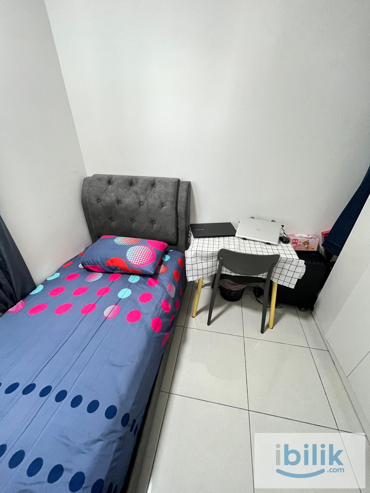 Fairview Residence Single Room for Rent - Image 1