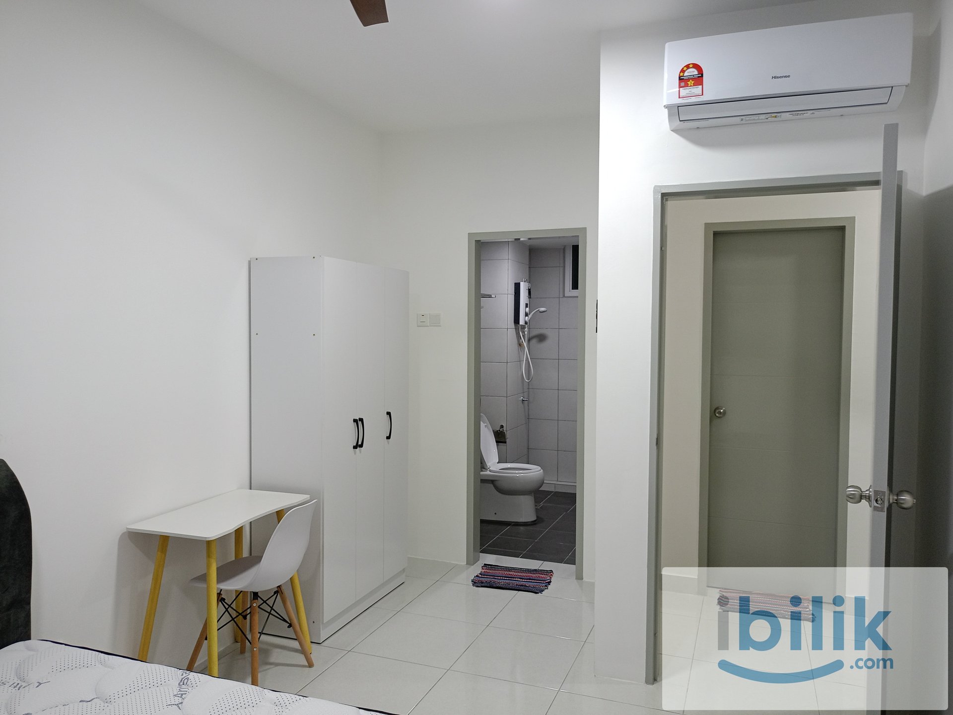 Bilik Sewa Perempuan Master Room Fairview Residence - Image 2