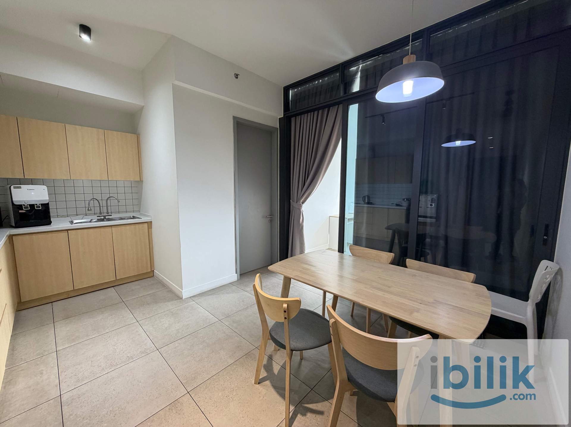 🌿Union Suites At Bandar Subway🌿Student Accommodation | Nice And Clean Room | Move In Immediately 🌿 - Image 4