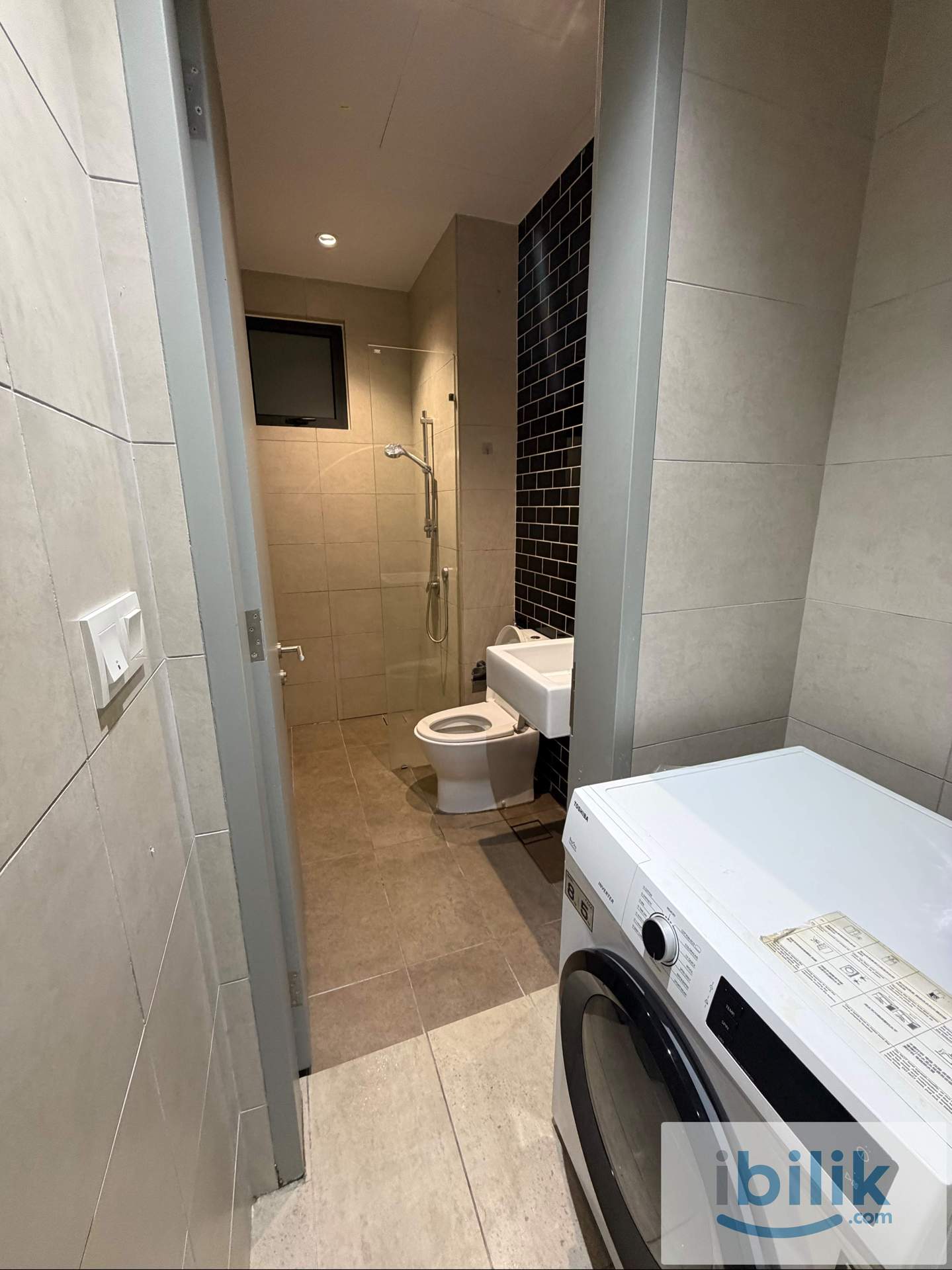 🌿Union Suites At Bandar Subway🌿Student Accommodation | Nice And Clean Room | Move In Immediately 🌿 - Image 5