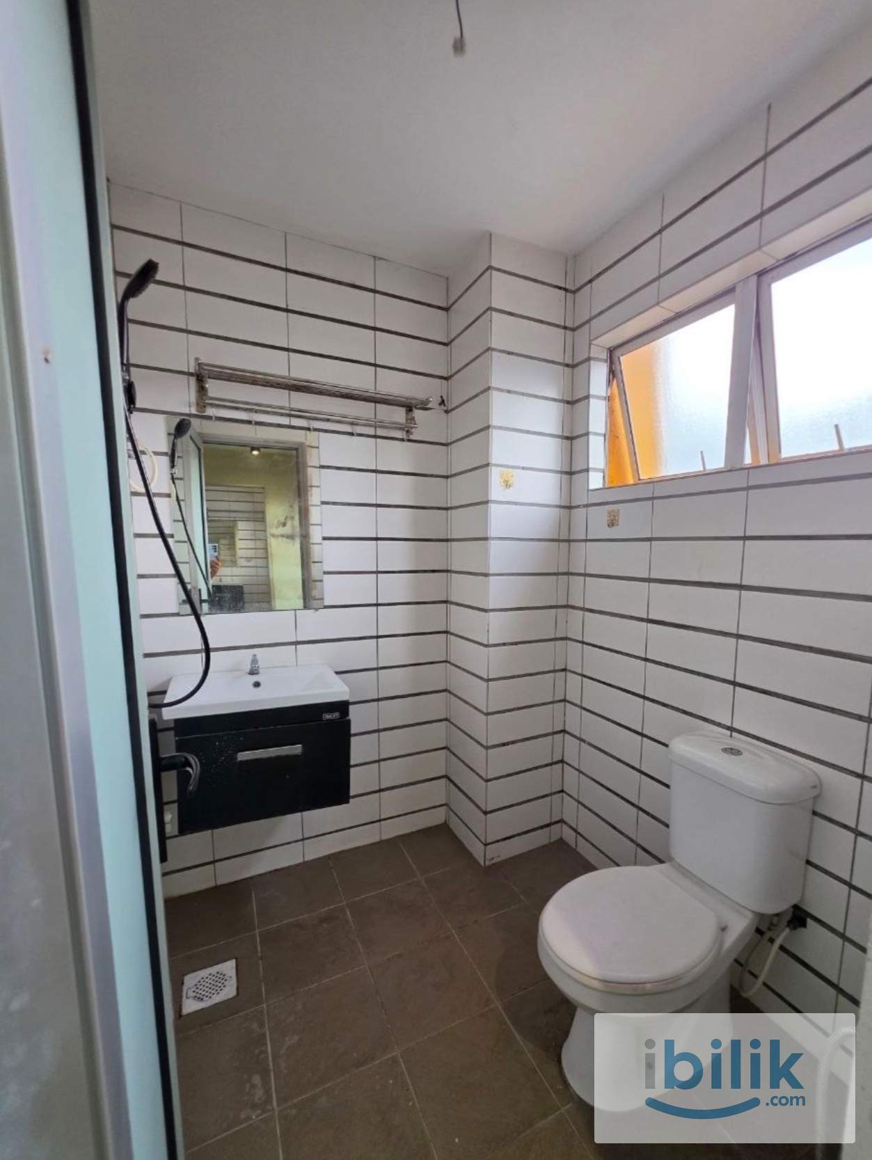 🏘️HKL CONVENIENT HOTEL ROOM🏘️LONG STAY MASTER ROOM✨ - Image 3