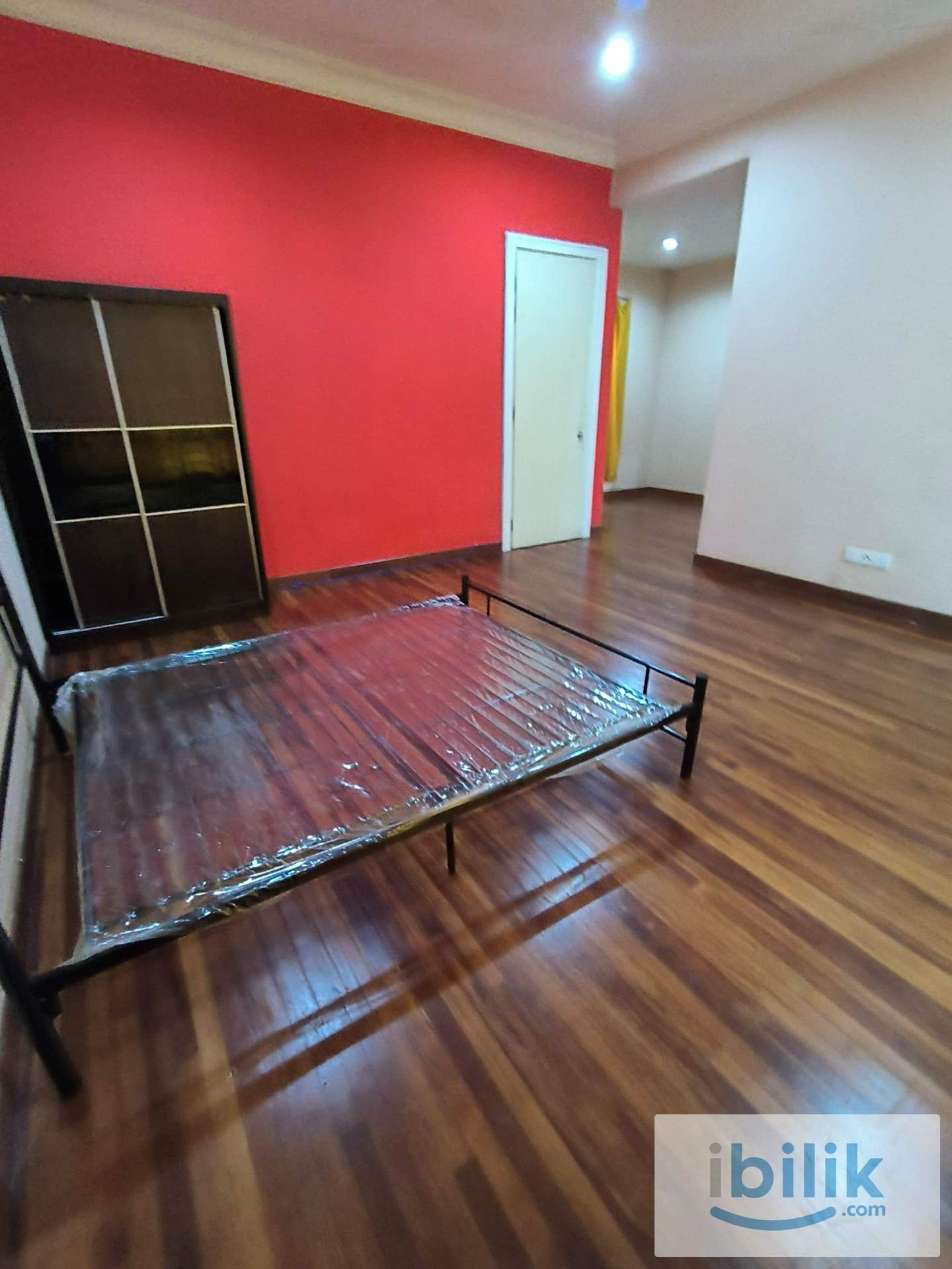 🌟Master Room with Attached Bathroom‼️ALAM IMPIAN SEKSYEN 35 - Image 3