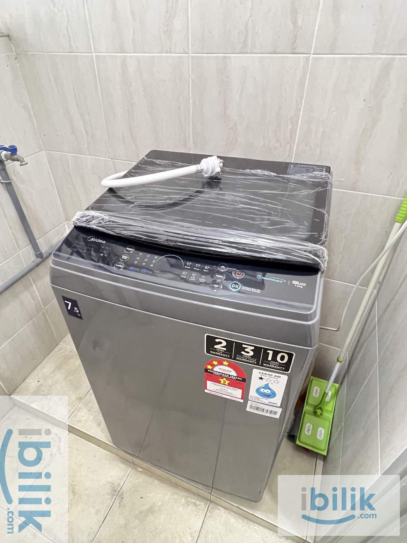 Medium Room Fully Furnished Utilities Included RM550 - Image 3