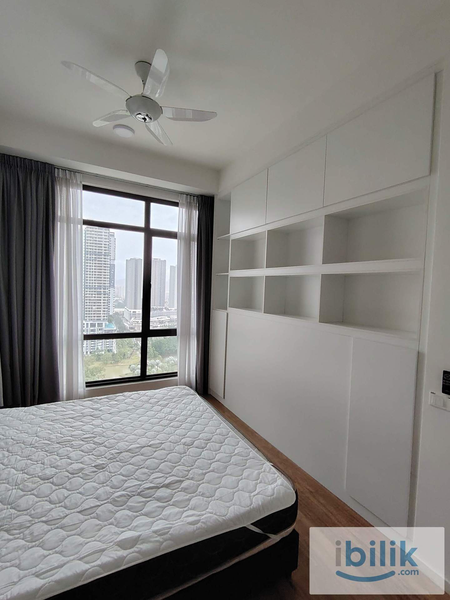 Master Bedroom - Image 2