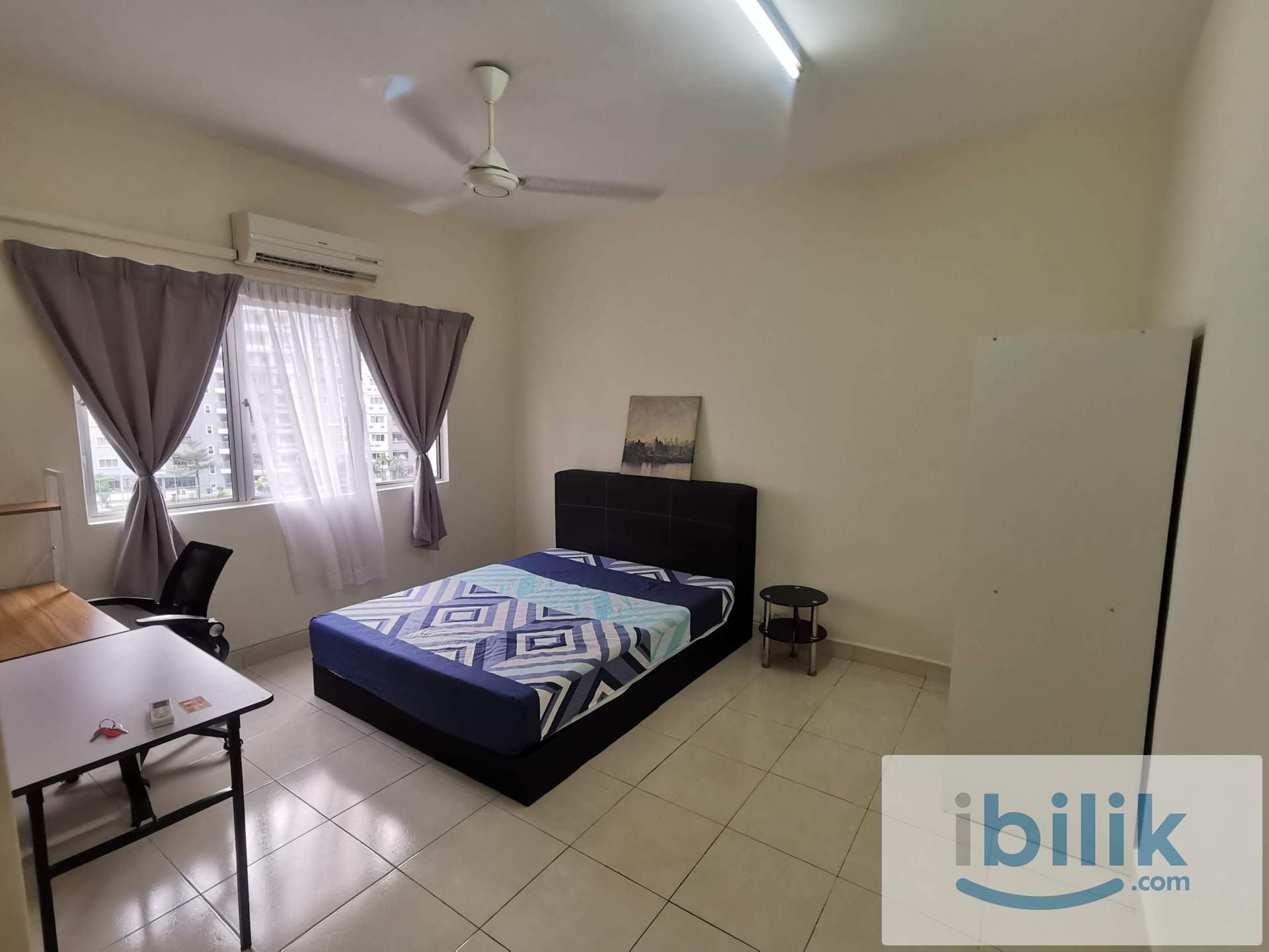Master Bedroom - Image 2