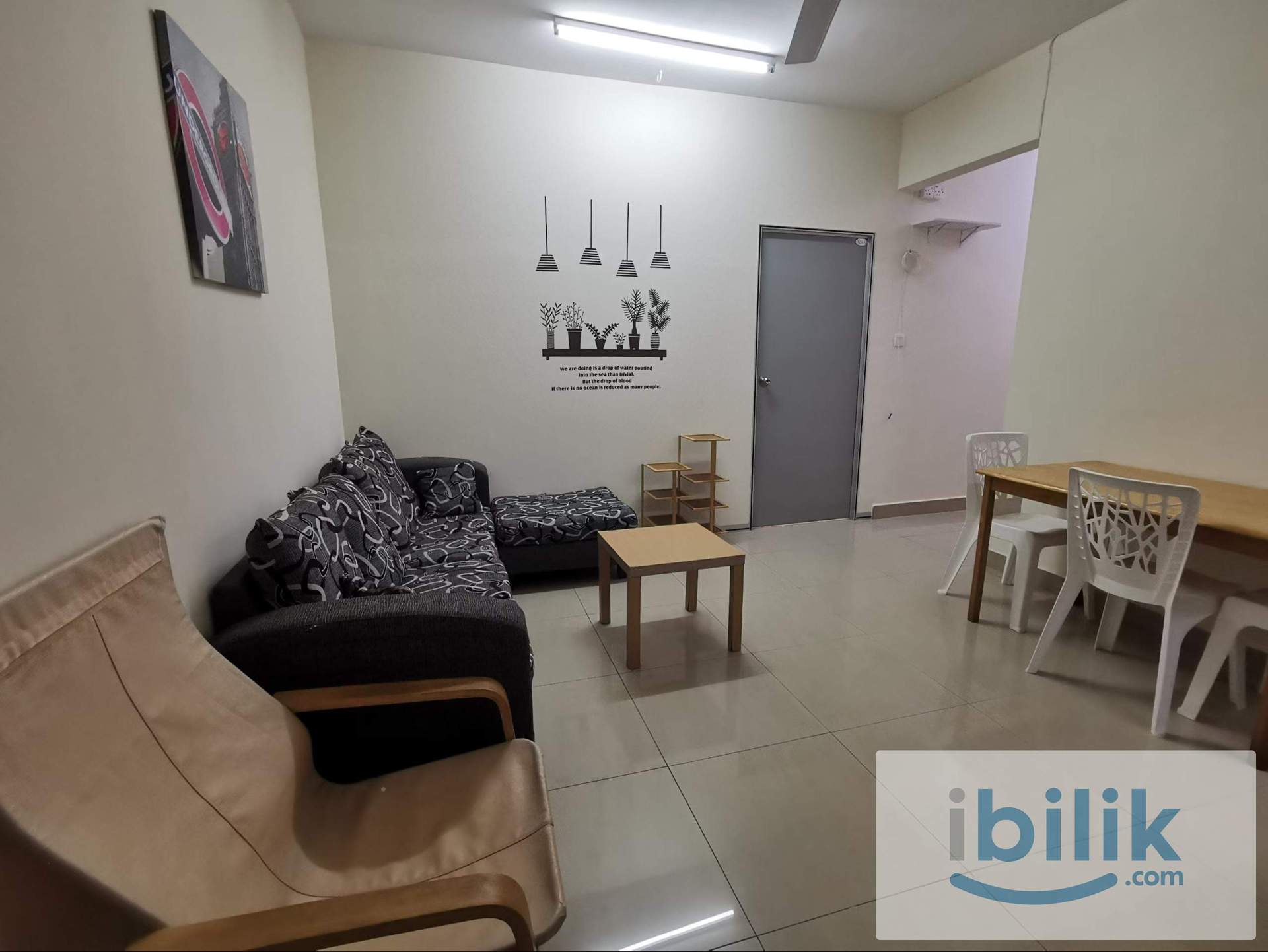 Middle Room - Image 4
