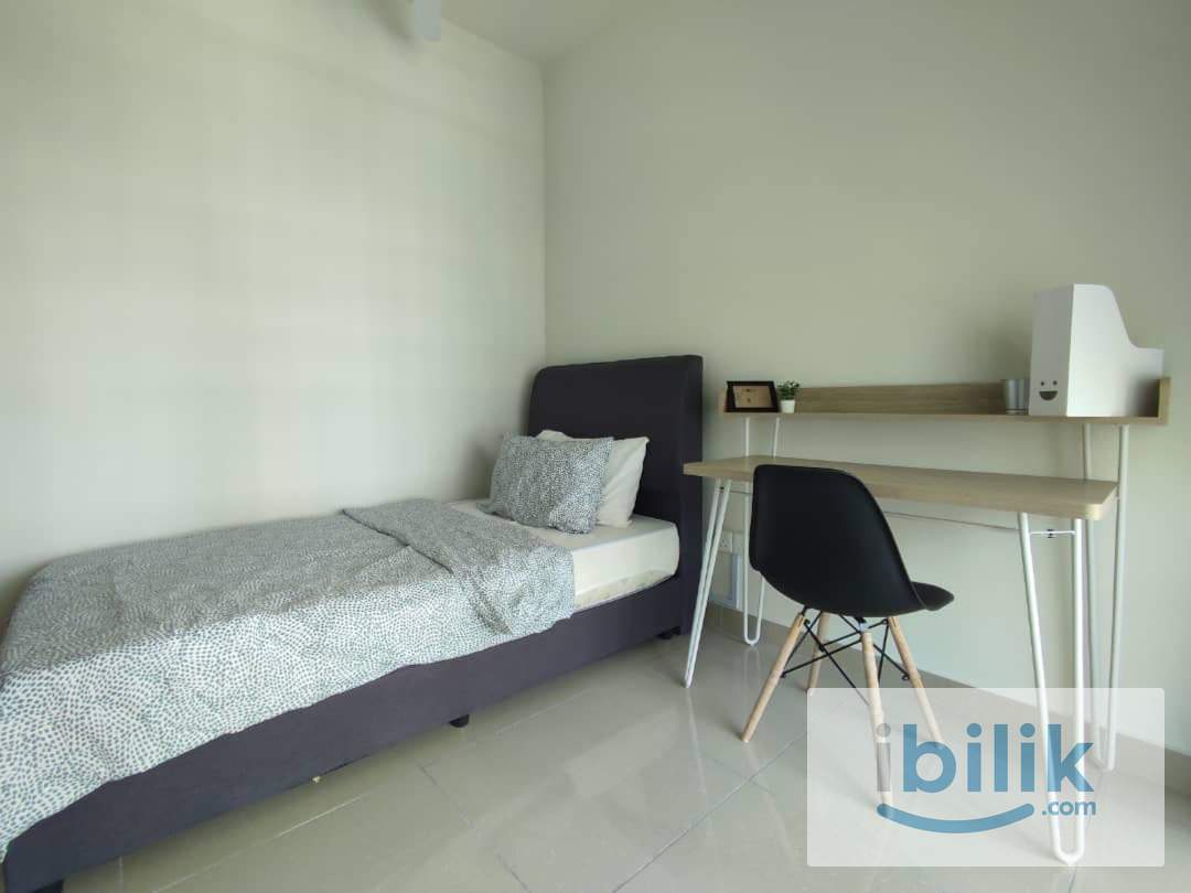 👨 All Male Medium Room D at Residensi Suasana, Damansara Damai - Image 3