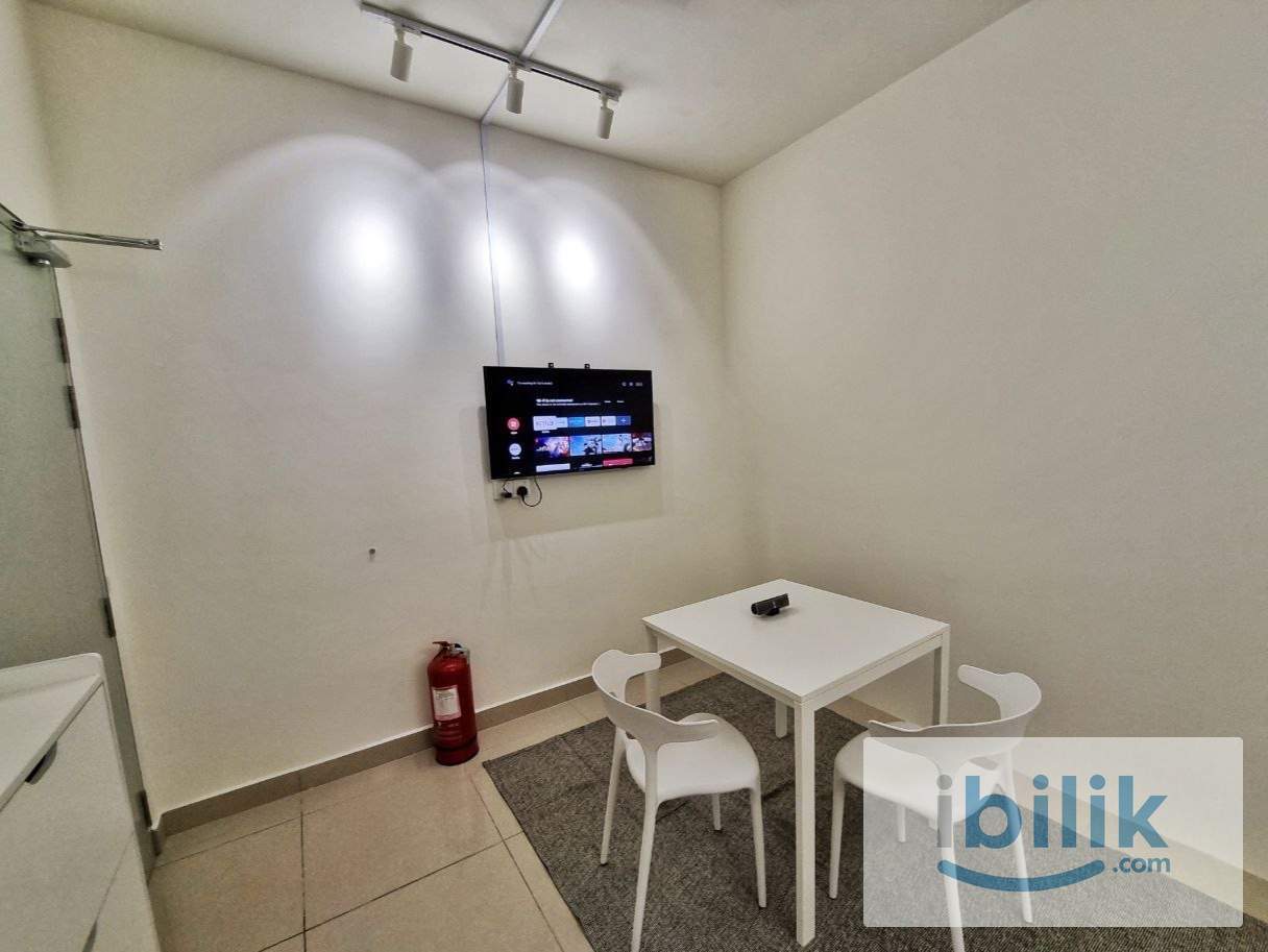 👨 All Male Medium Room C at Residensi Suasana, Damansara Damai - Image 3