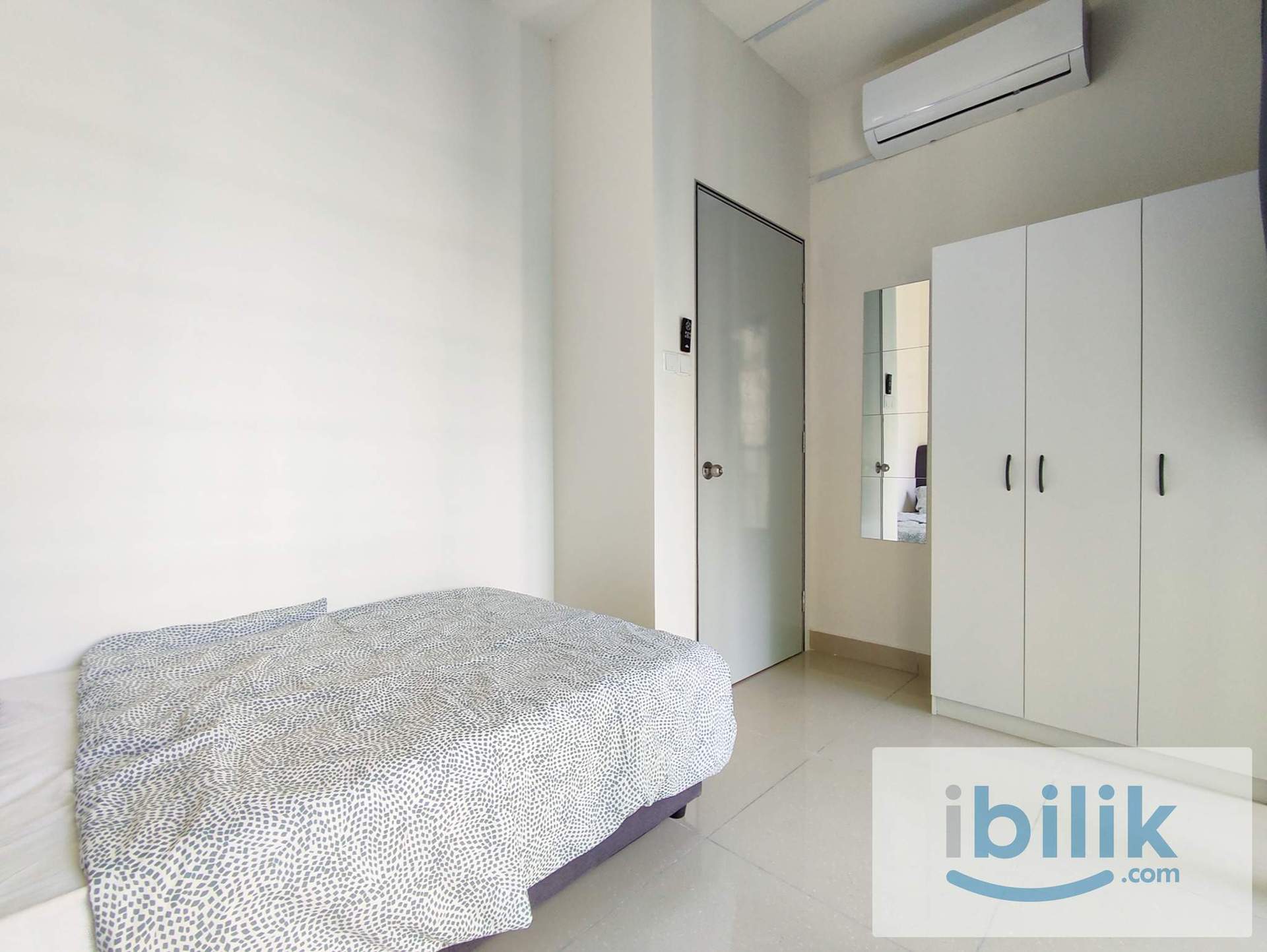 👩‍🦰 All Female Balcony Room B at Residensi Suasana, Damansara Damai - Image 2