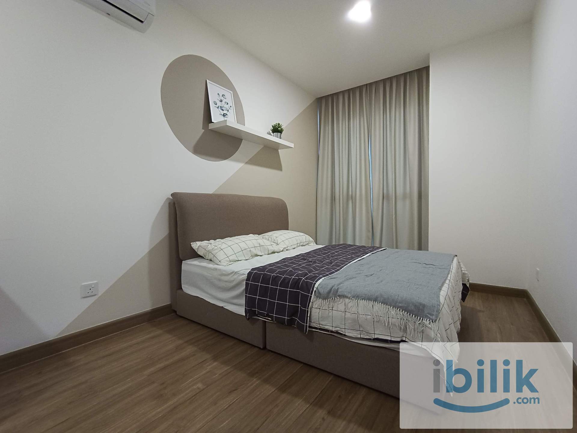 RD 👩🏼 All Female Master A (B206) Room AraTre Residence, Ara Damansara - Image 4