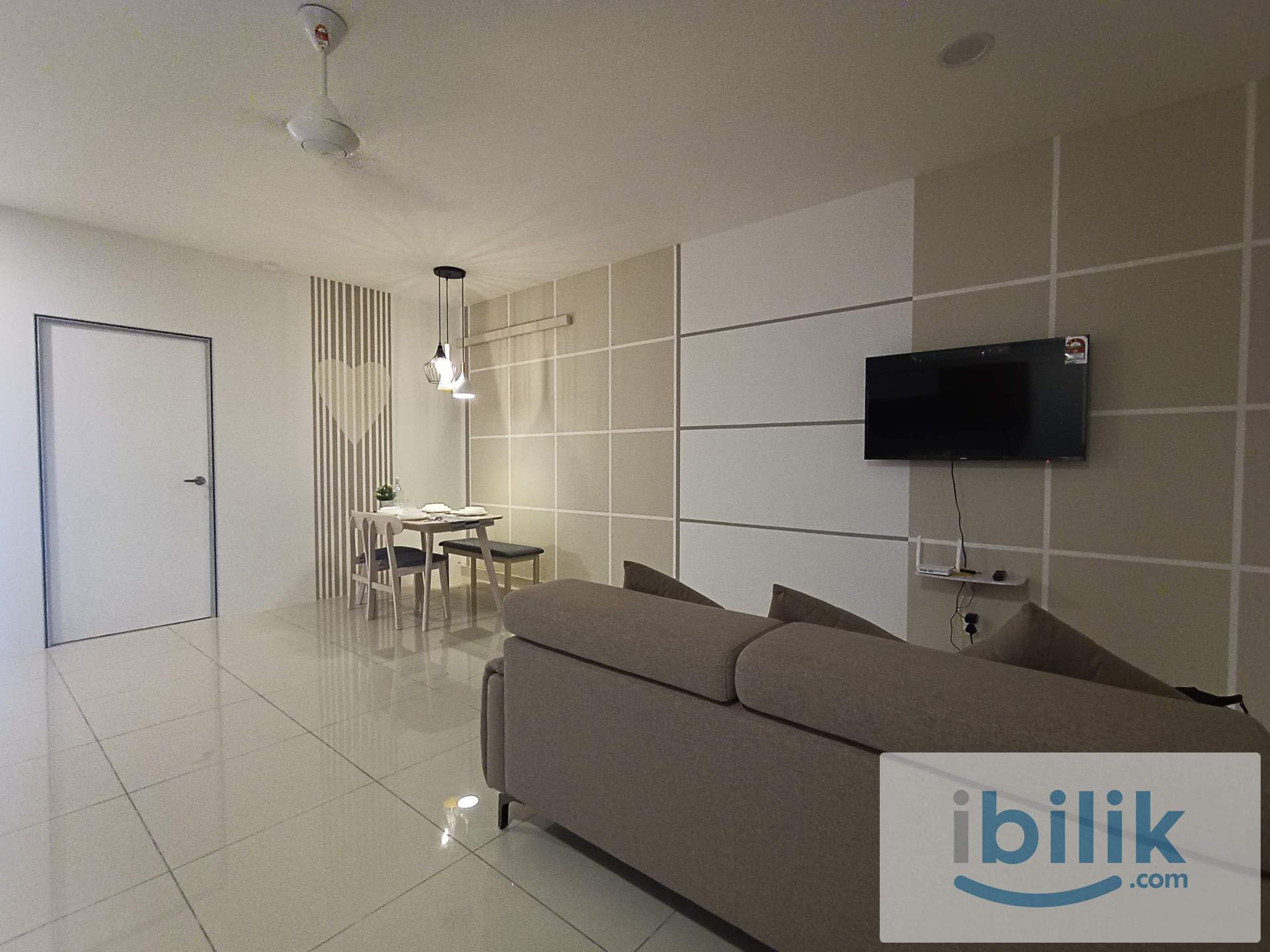 RD 👩🏼 All Female Master A (B206) Room AraTre Residence, Ara Damansara - Image 7