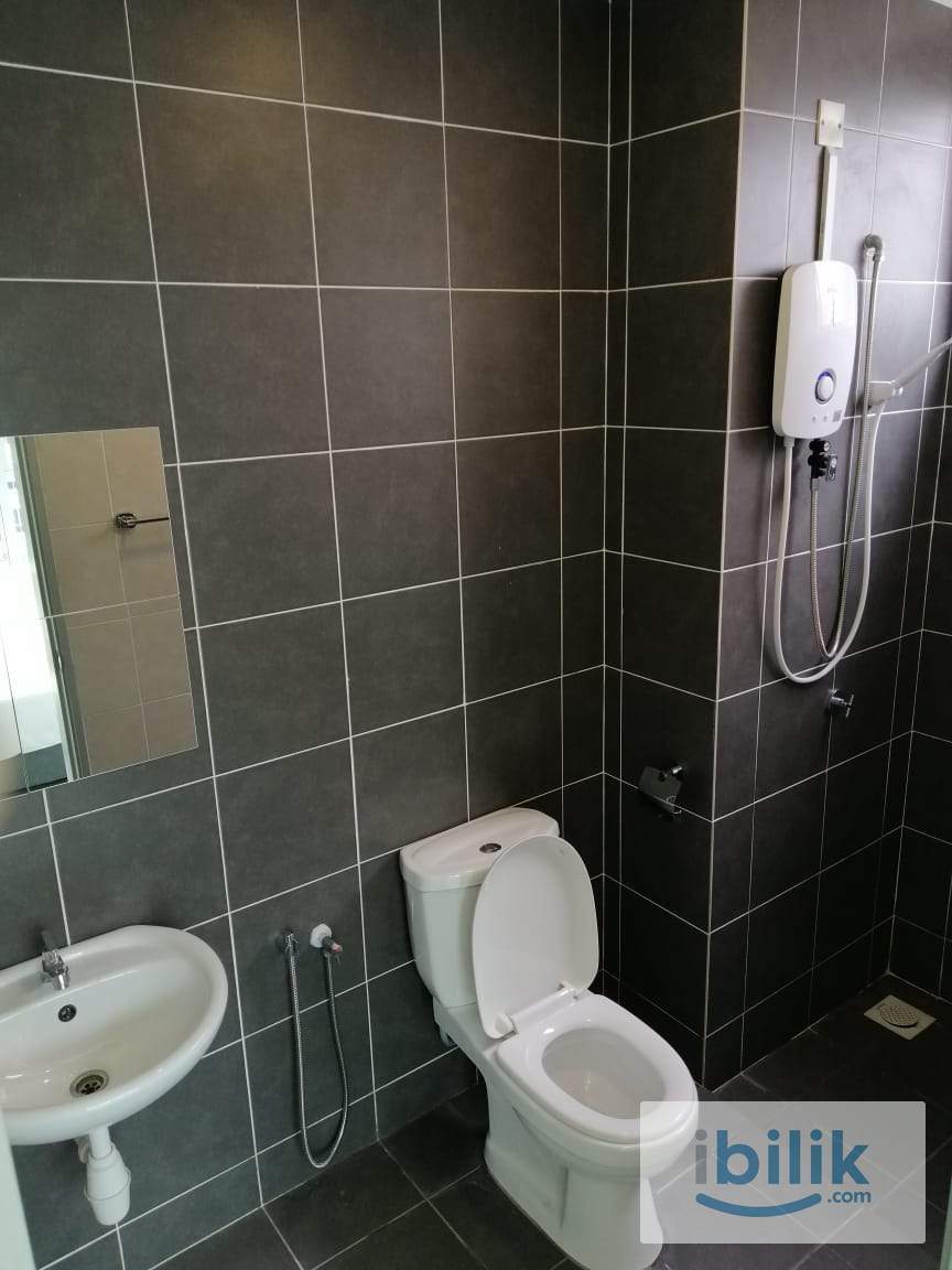 BYL Zero Deposit 👨🏻‍🦰 All Male Master Room 1 (D3213) at The Zizz, Damansara Damai - Image 4