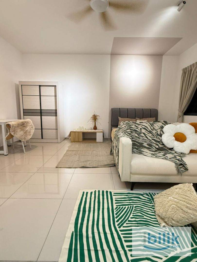 One Equine Residence Room For Rent  - Image 5