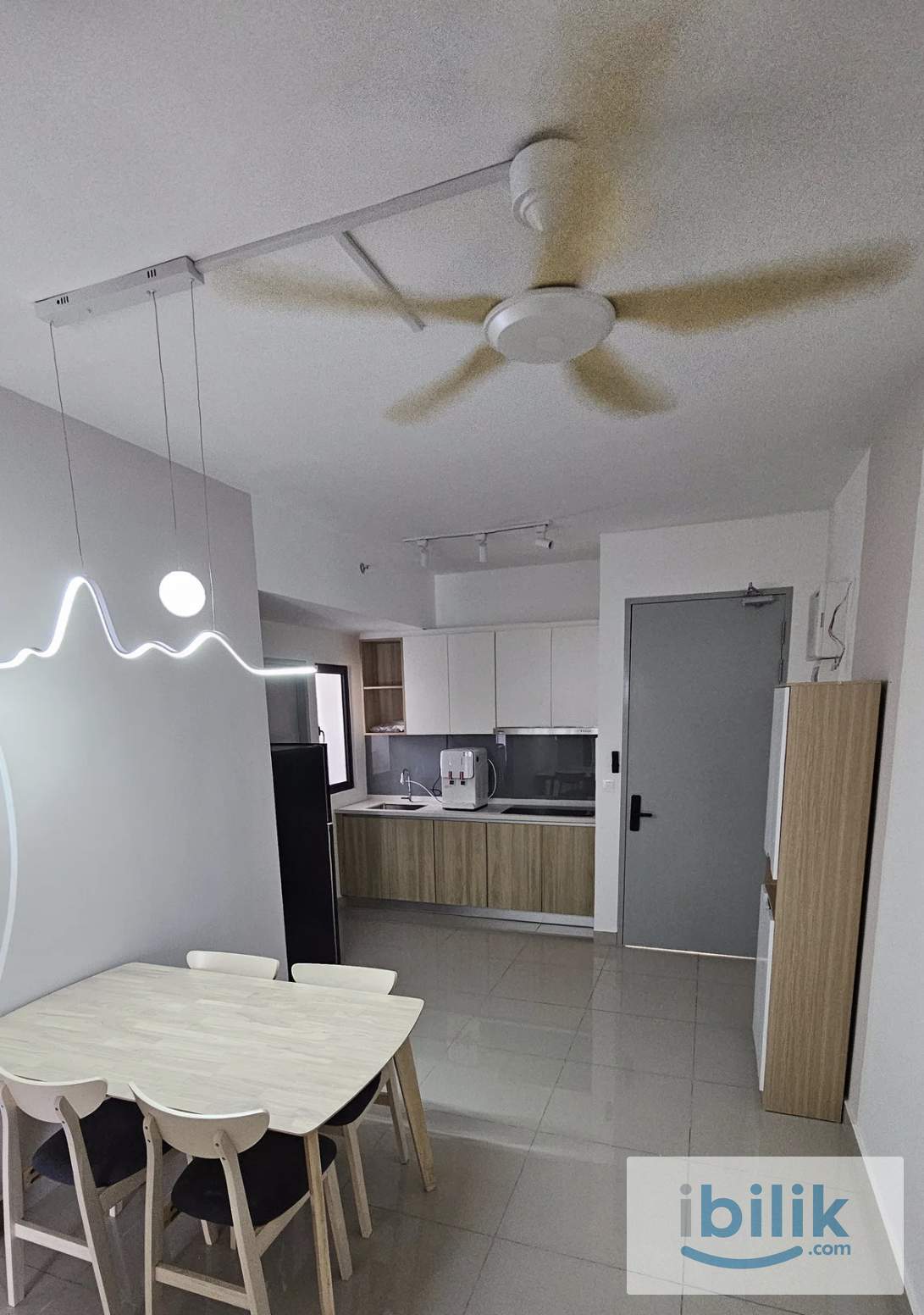 New Fully Furnish M Astra Medium Room For Rent  - Image 1