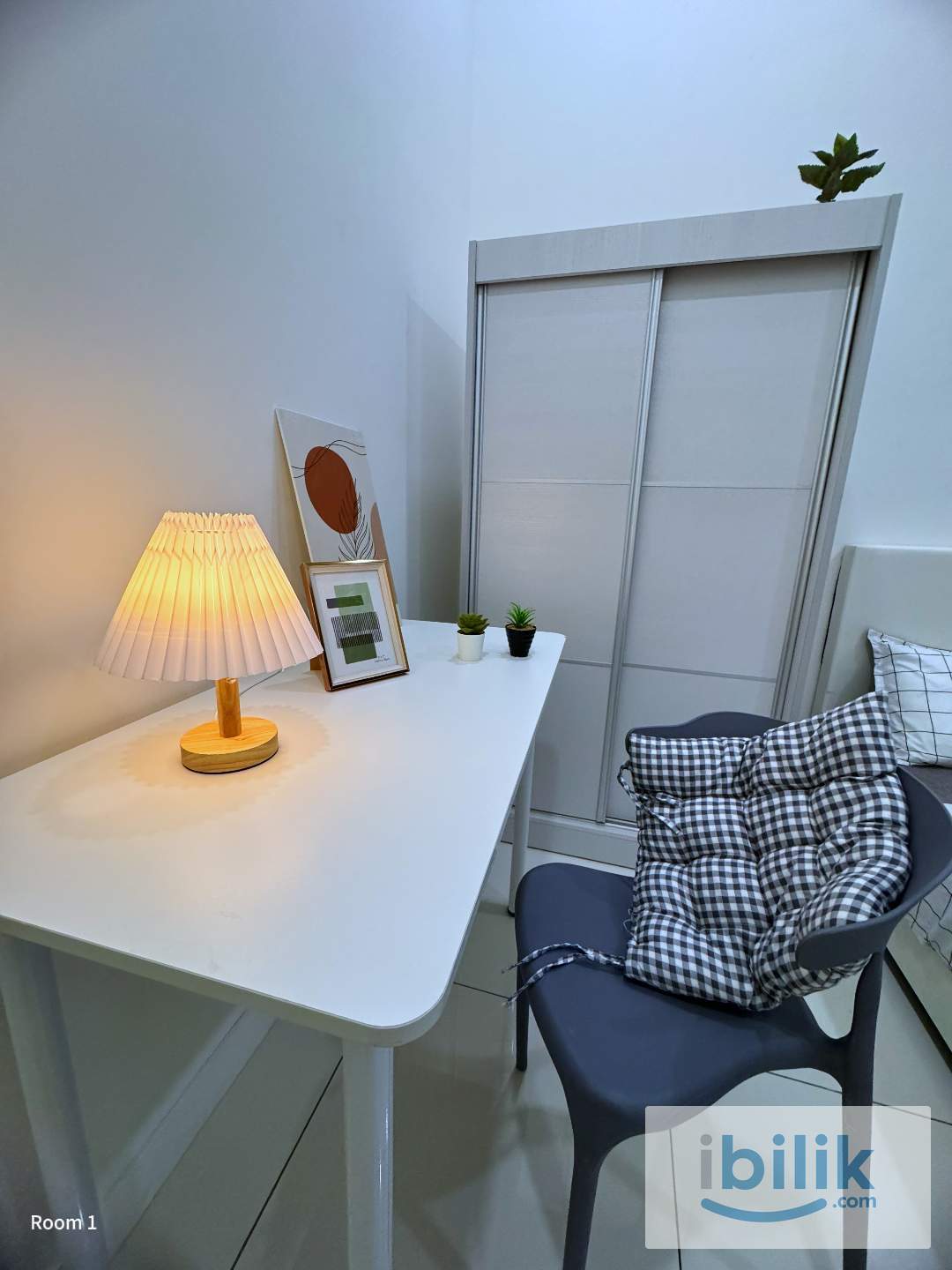 MEDIUM ROOM FOR RENT@SKYPOD RESIDENCE, BANDAR PUCHONG JAYA - Image 1