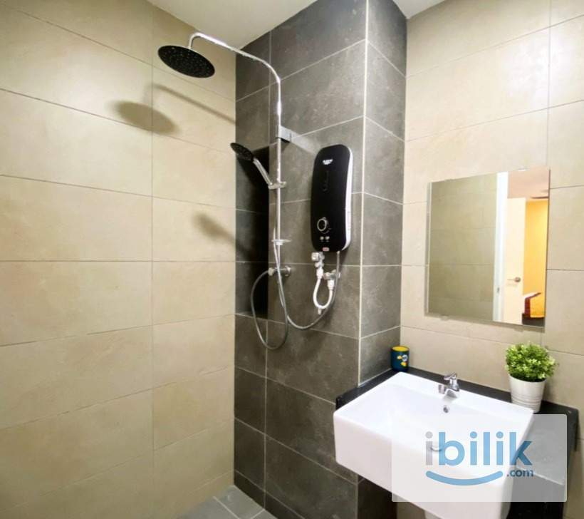 🏡✨ Medium Room for Rent @ Aratre Residence, Ara Damansara Petaling Jaya ✨🏡 - Image 1