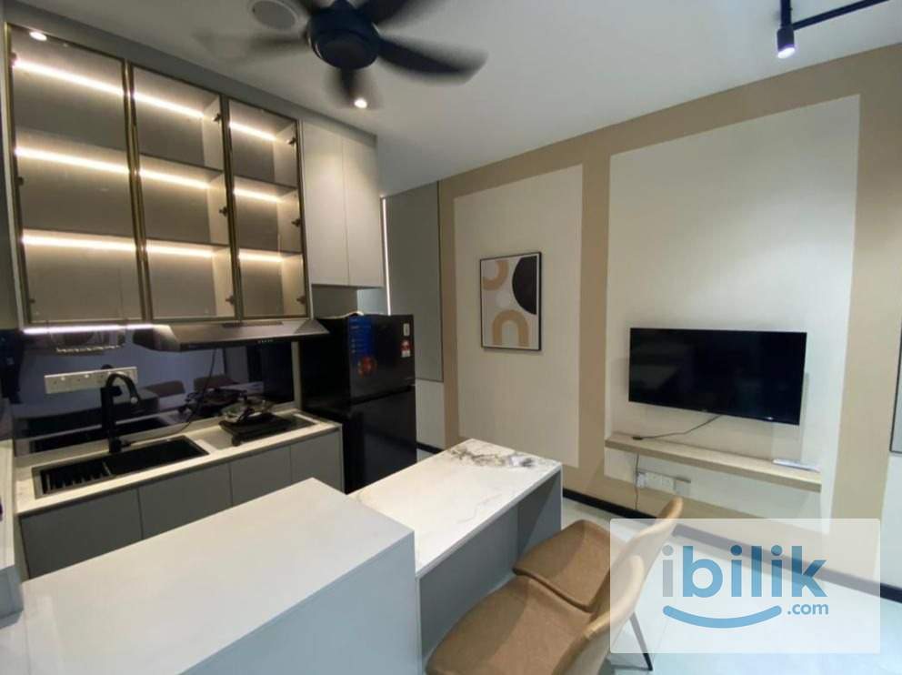Fully furnished 2 bedrooms Unit at Neu Suites Nearby KLCC, Bukit Bintang, Chow Kit and LRT JELATEK STATION - Image 1