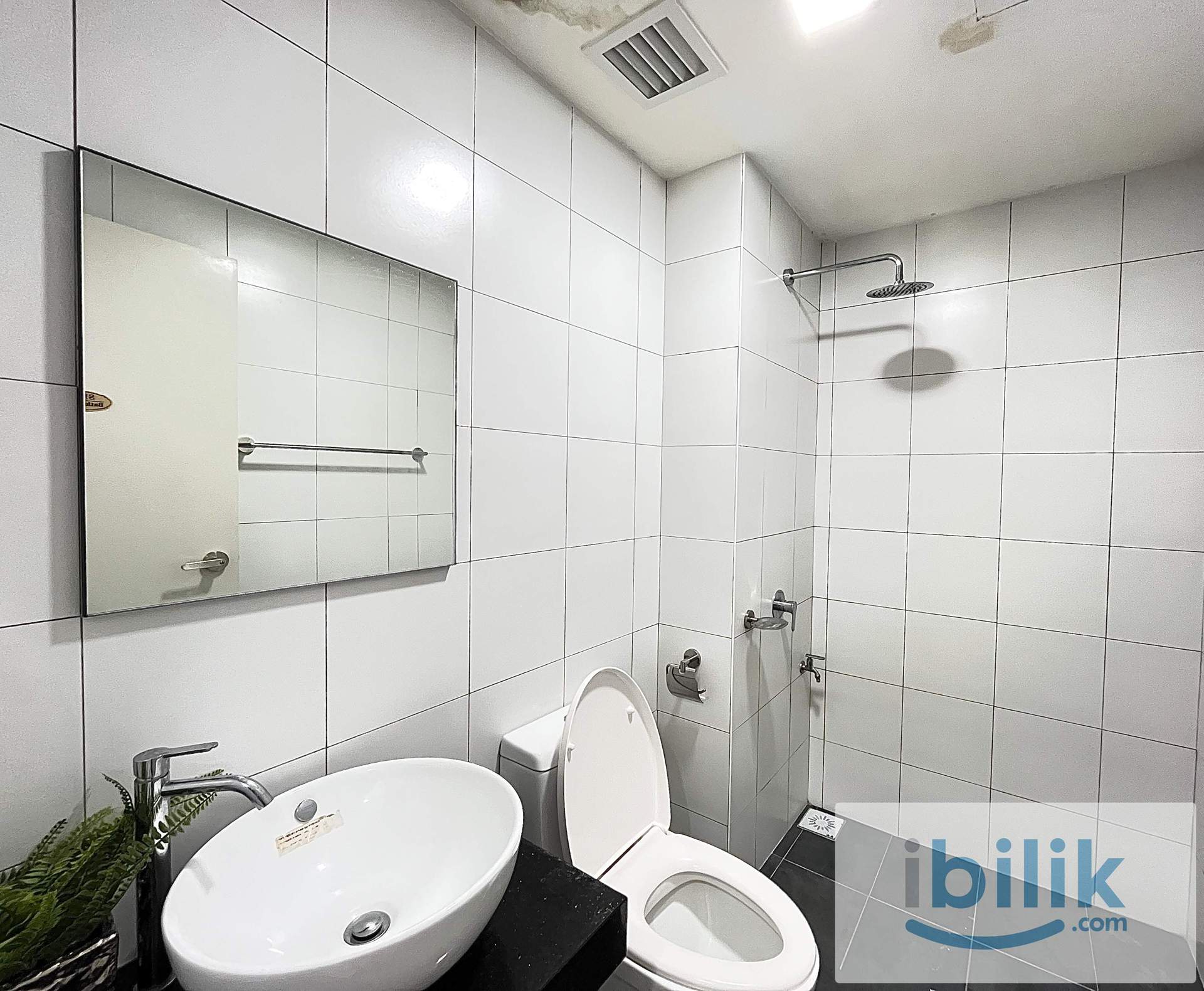 Fully furnished Private Studio at Chamber Residence Chow Kit Walking distance to Monorail - Image 2
