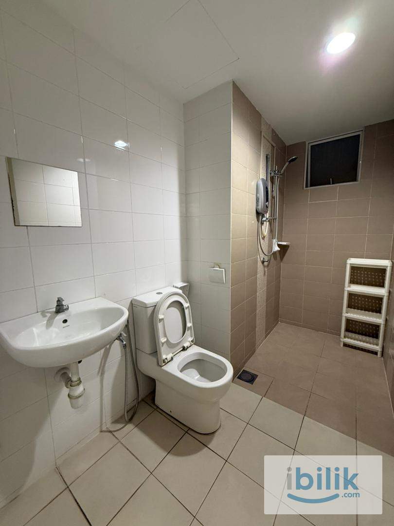 🏡 RM600 Room for Rent @ The Zest, Kinrara 9 (Puchong) - Image 5