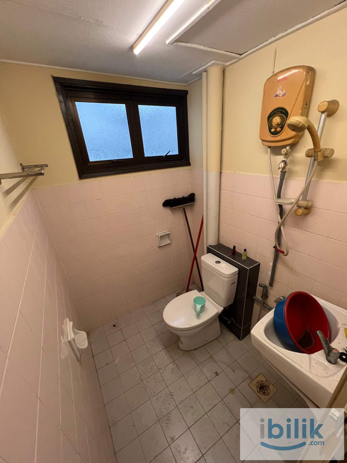 Middle Room - Old Klang road 3rd mile - Image 2