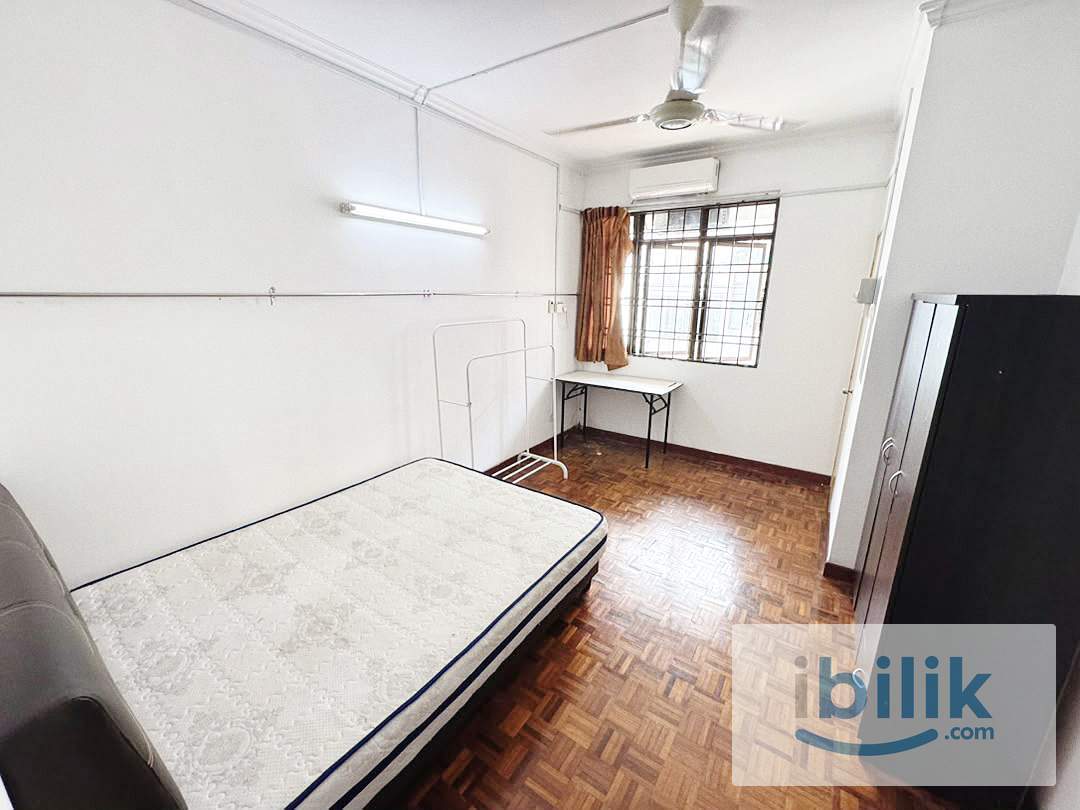 🏡 Affordable Ac Medium Room for Rent @ Bandar Utama | Move-In Ready - Image 1