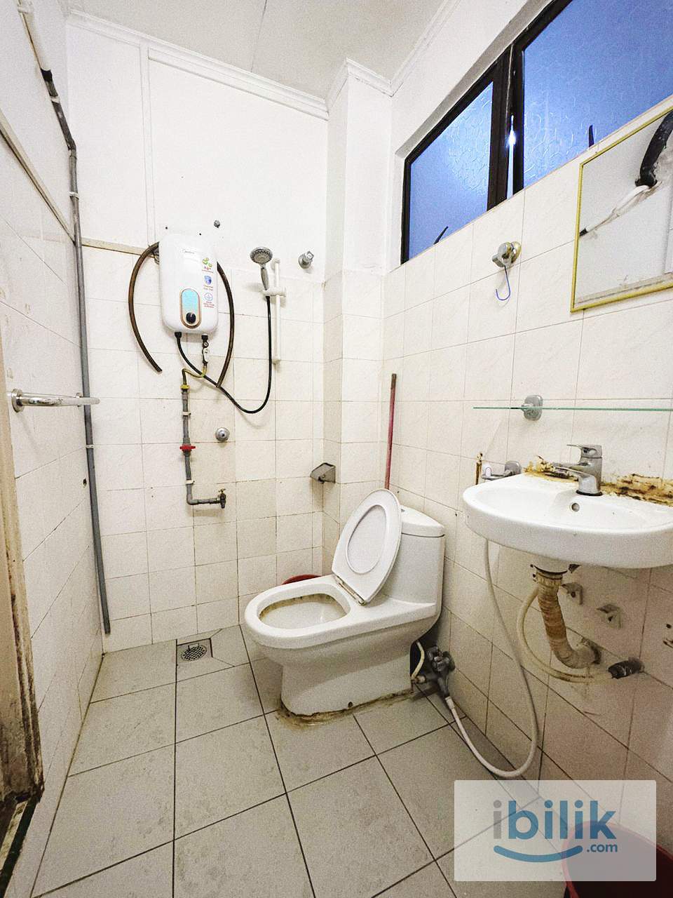 🔑 Bandar Utama’s Most Affordable Medium Room!‼️✨ - Image 4