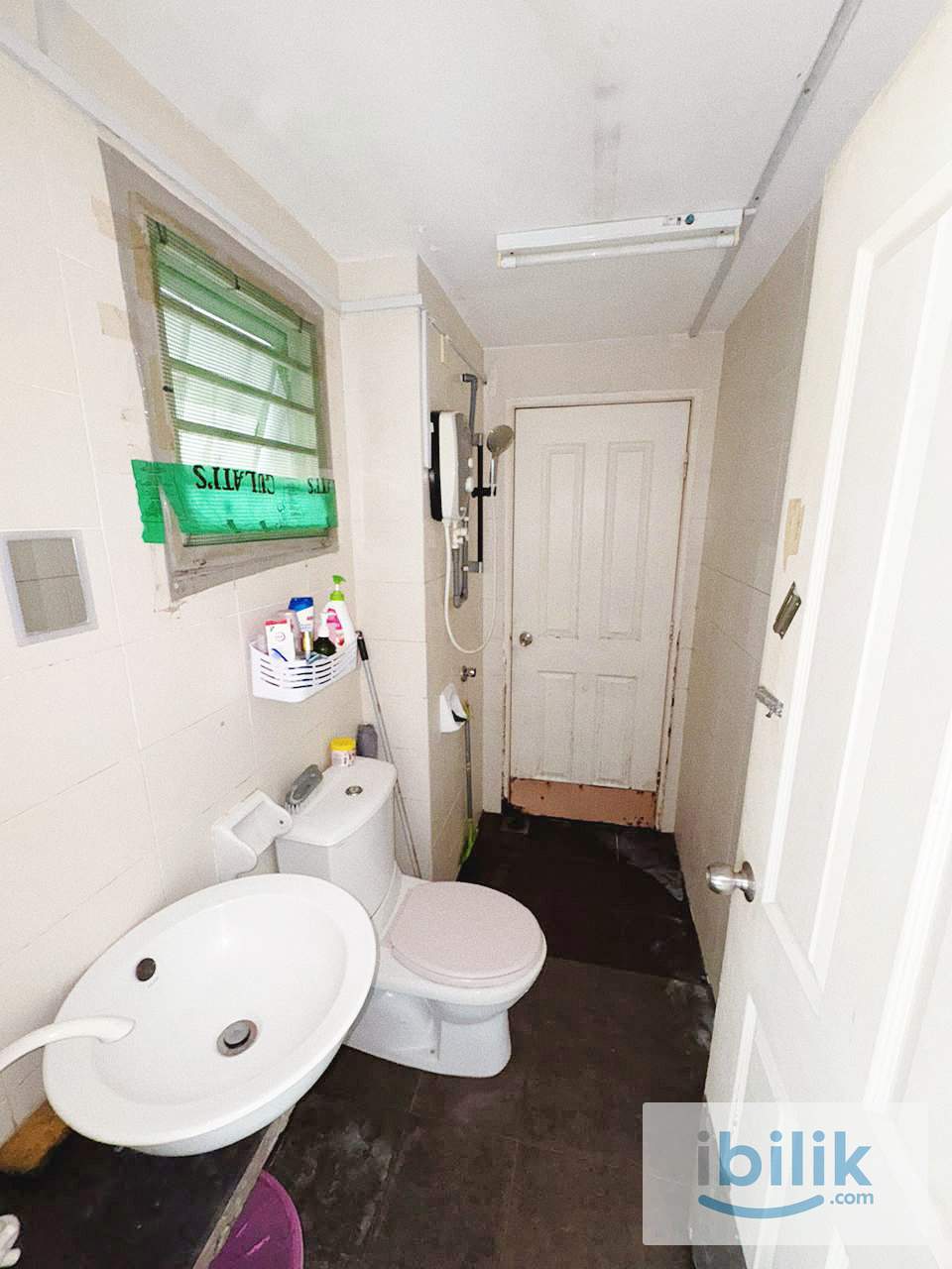     🚆 Strategic Location | Room For Rent At Kepong @ Taman Fadason - Image 5