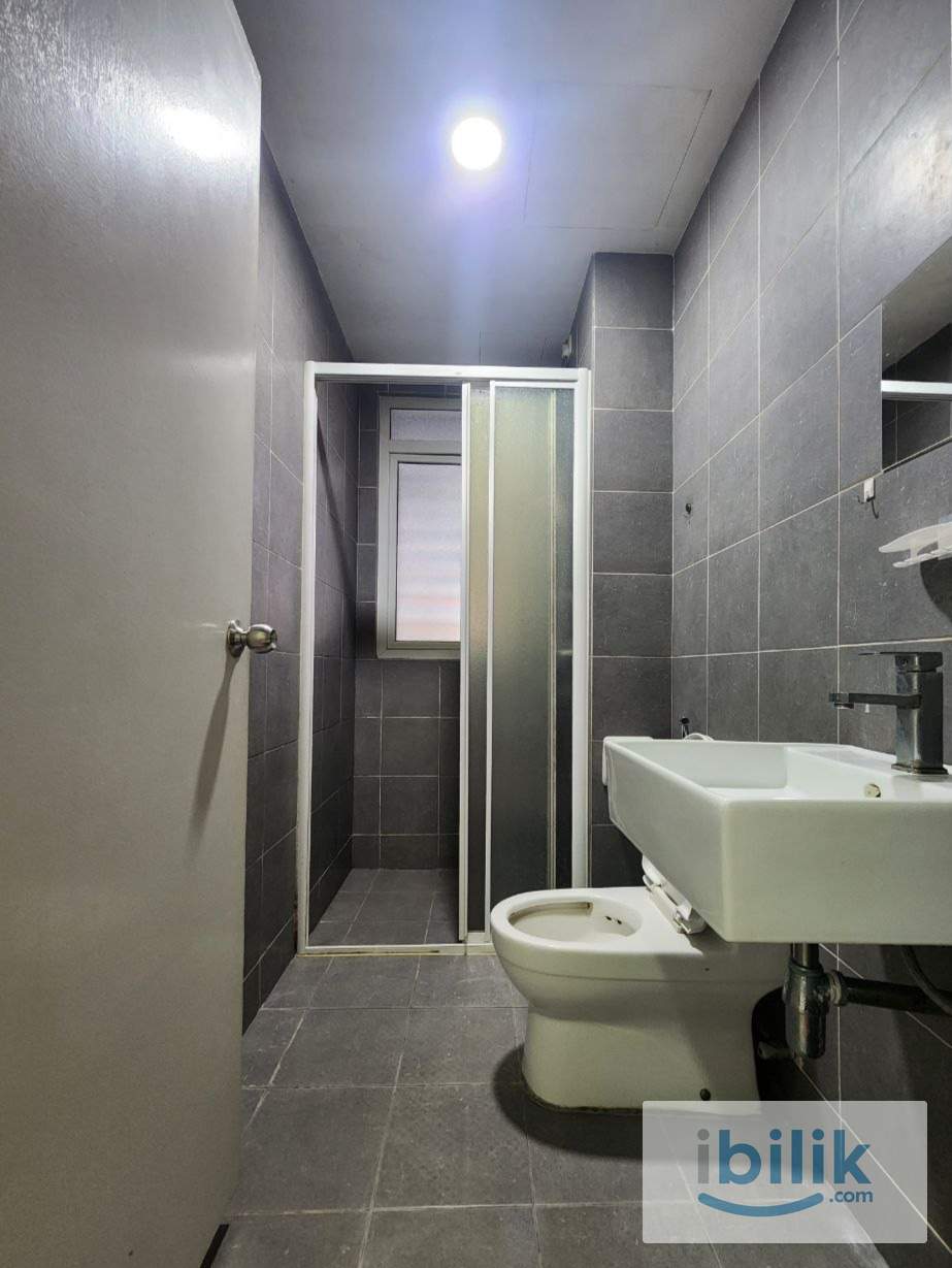 Medium Bedroom for Rent @Seksyen 22 Shah Alam - Image 1