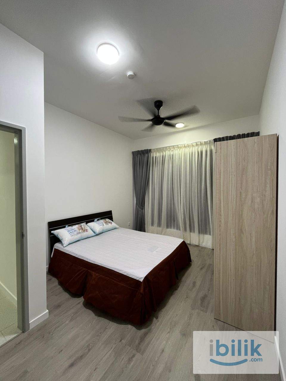 Master Bedroom - Image 3