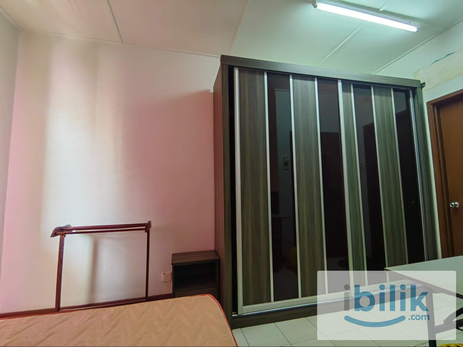 Master Bedroom - Image 3
