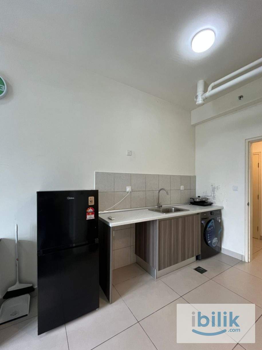 Edusphere Suites, Cyberjaya Master Room for Rent - Image 1