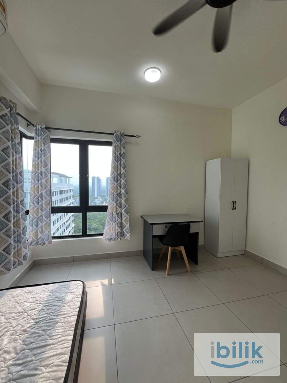 Edusphere Cyberjaya Superior Single BedRoom for Rent - Image 2